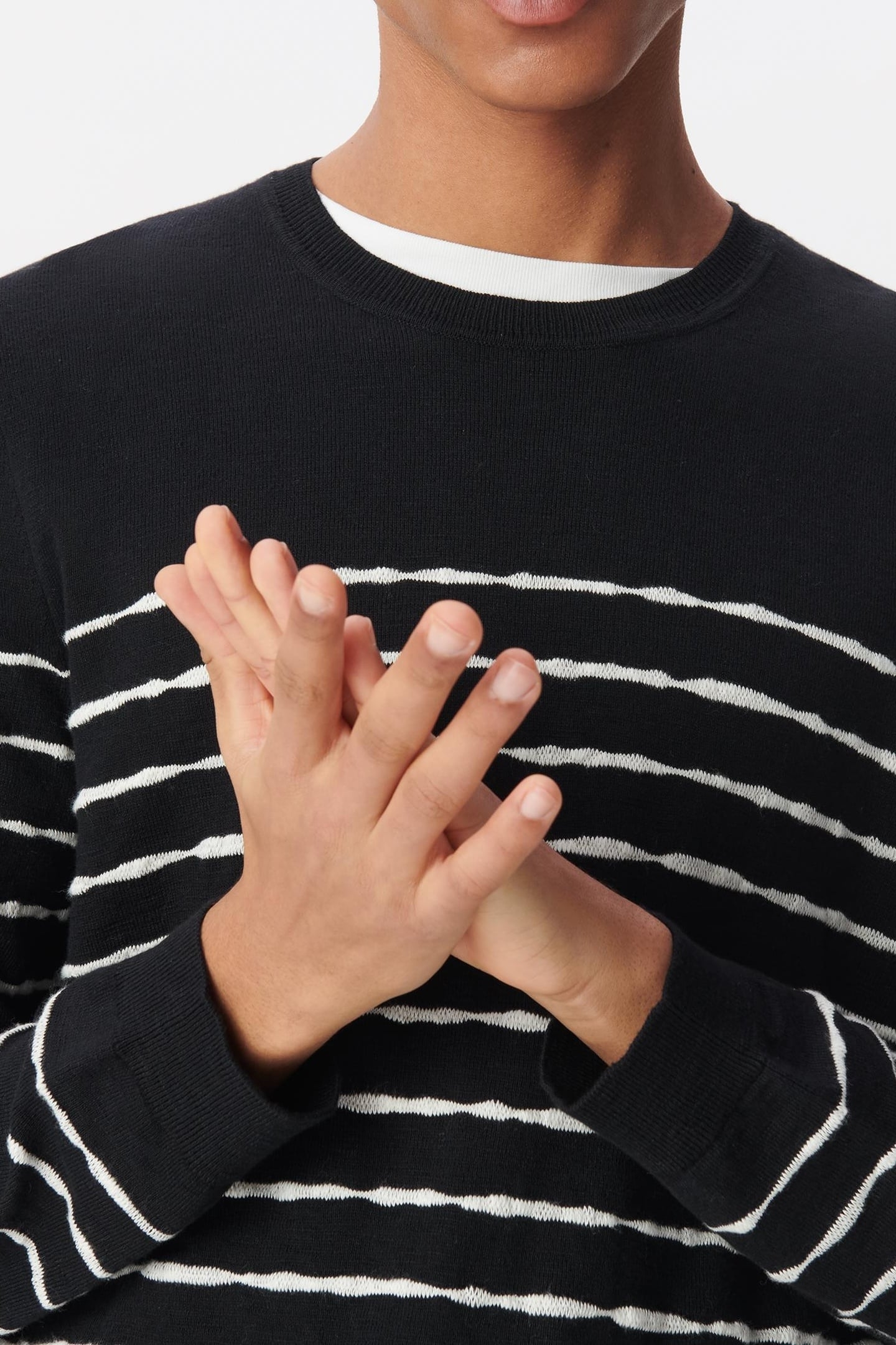 BLACK FINE KNIT SAILOR SWEATER, WHITE STRIPES 5