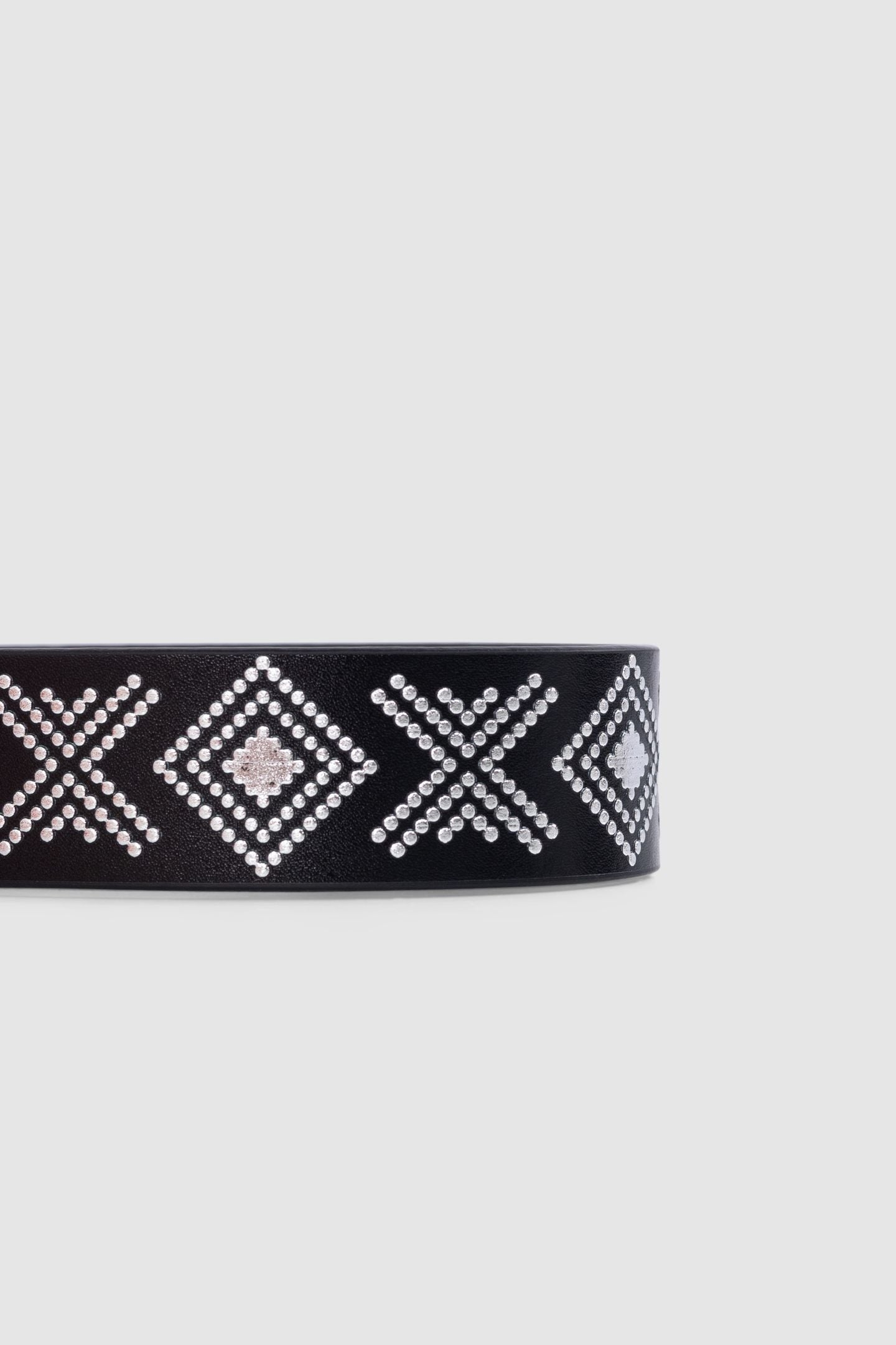 BLACK LEATHER BELT WITH MICRO STUD DECORATION 3