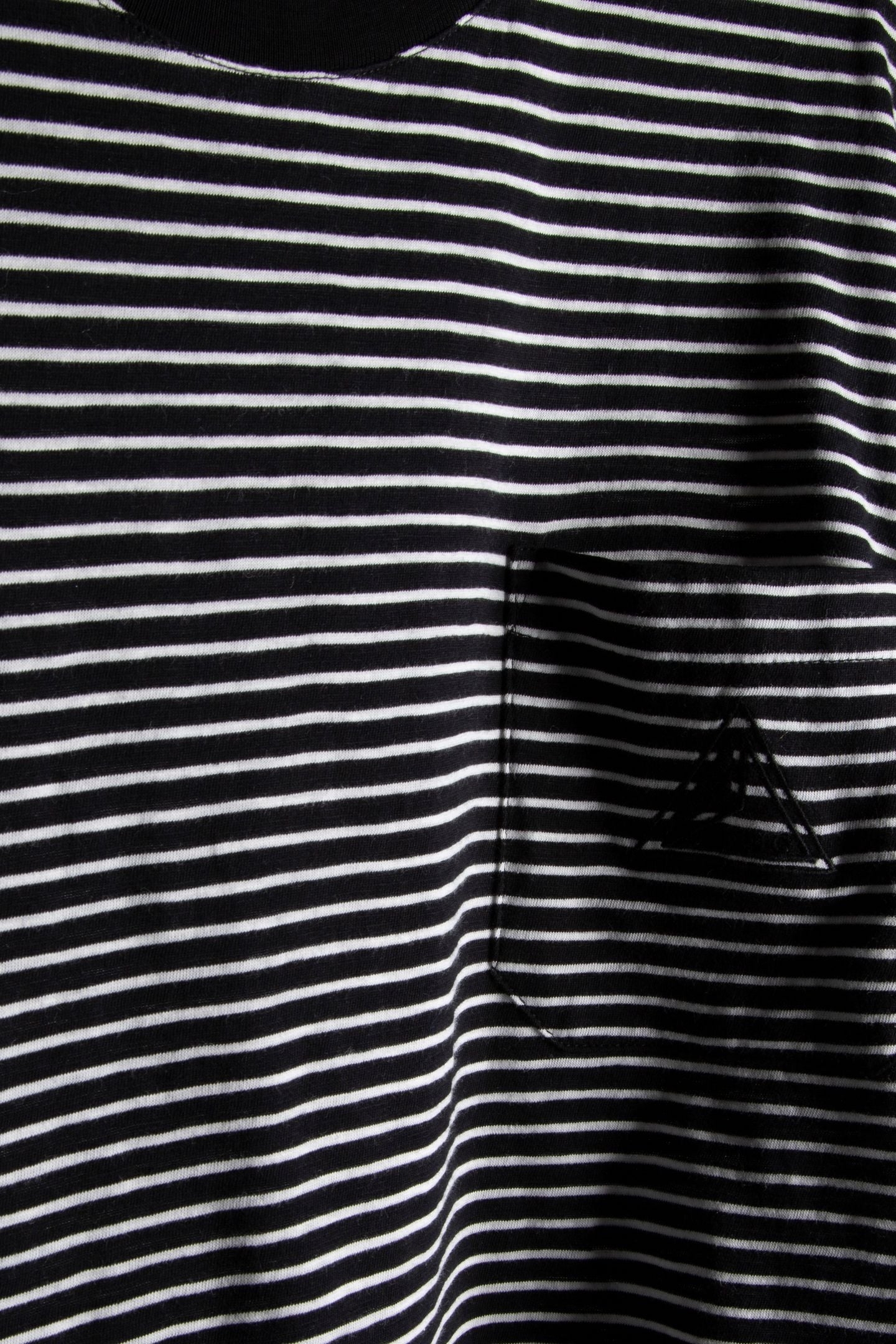 MUNDO T-SHIRT BLACK/WHITE 4