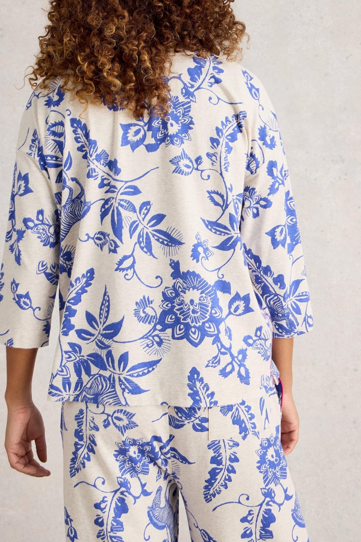 MIA PRINTED BOXY TEE NATURAL MULTI 2