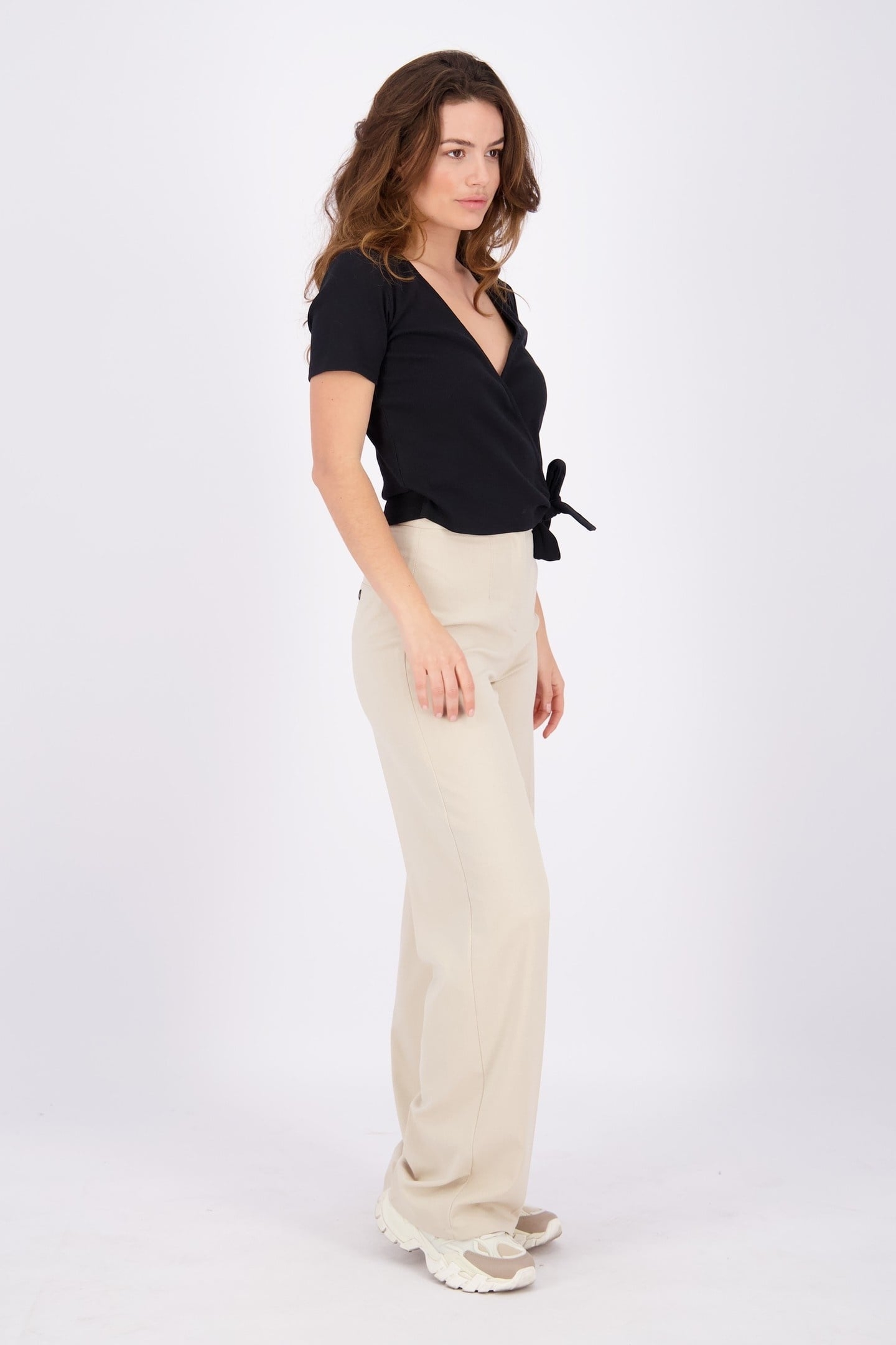 HANNELIE SHORT SLEEVE DEEP BLACK 6