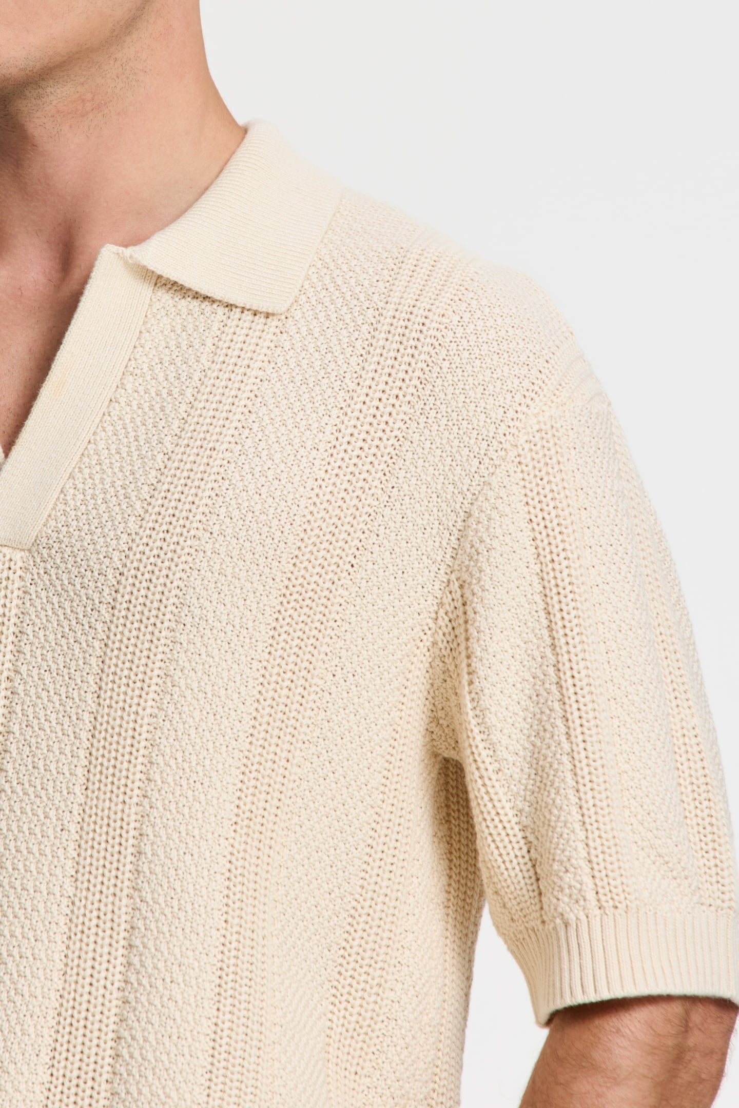 PITT KNITTED POLO SOLID BEIGE 6