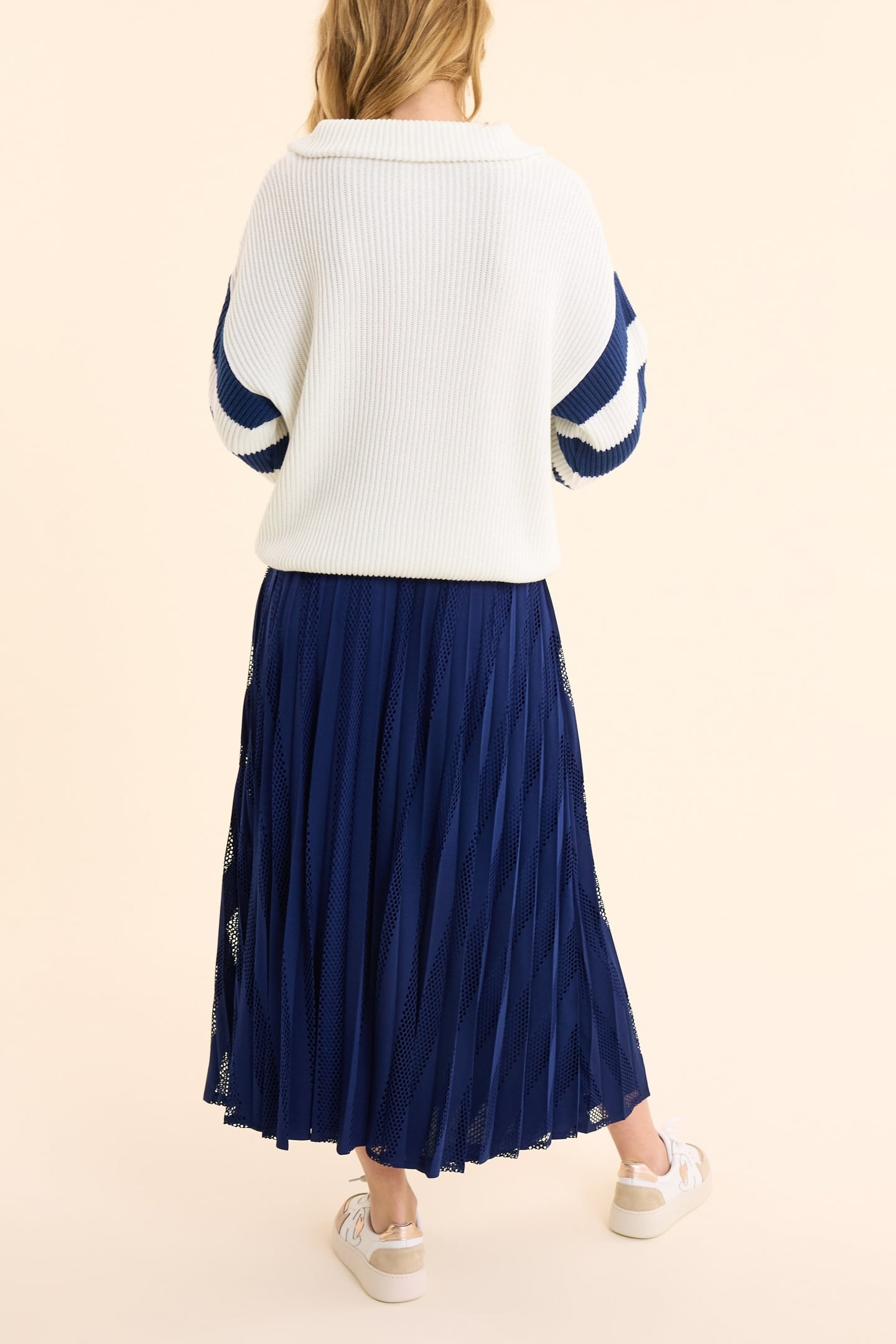 LONG INDIGO PLEATED SKIRT WITH OPENWORK STRIPES INDIGO 3