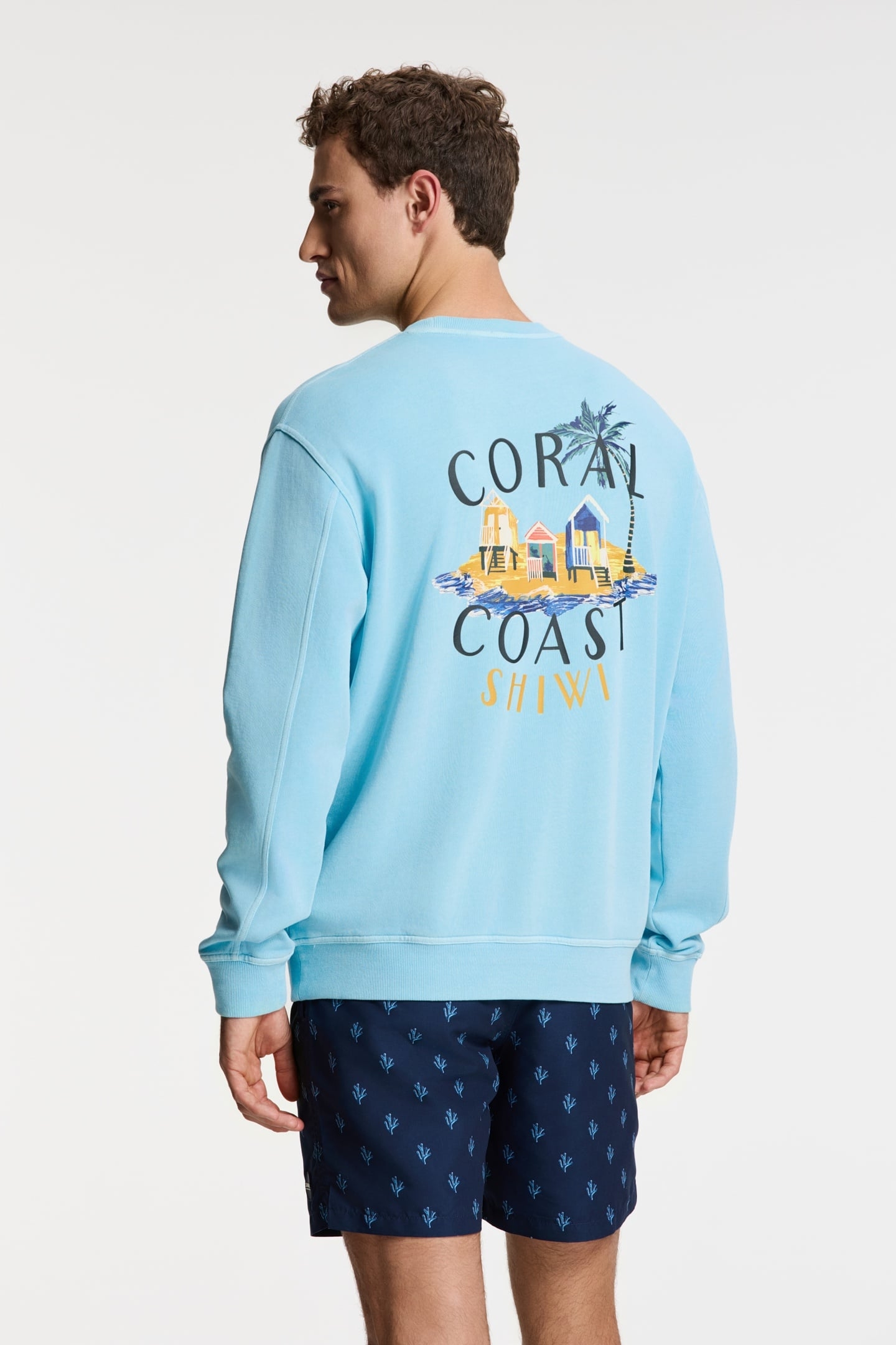 KYLE RELAXED FIT SWEAT SKETCHED ISLAND BLUE SKY 4