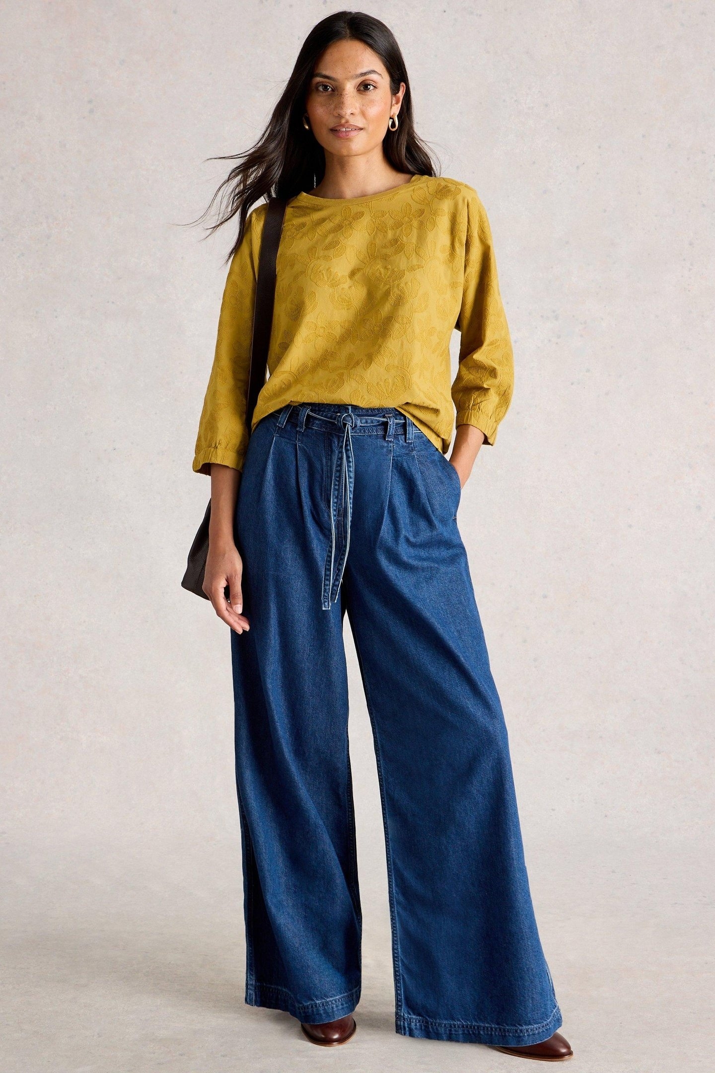 VANESSA FLORAL TOP MID CHARTREUSE 1