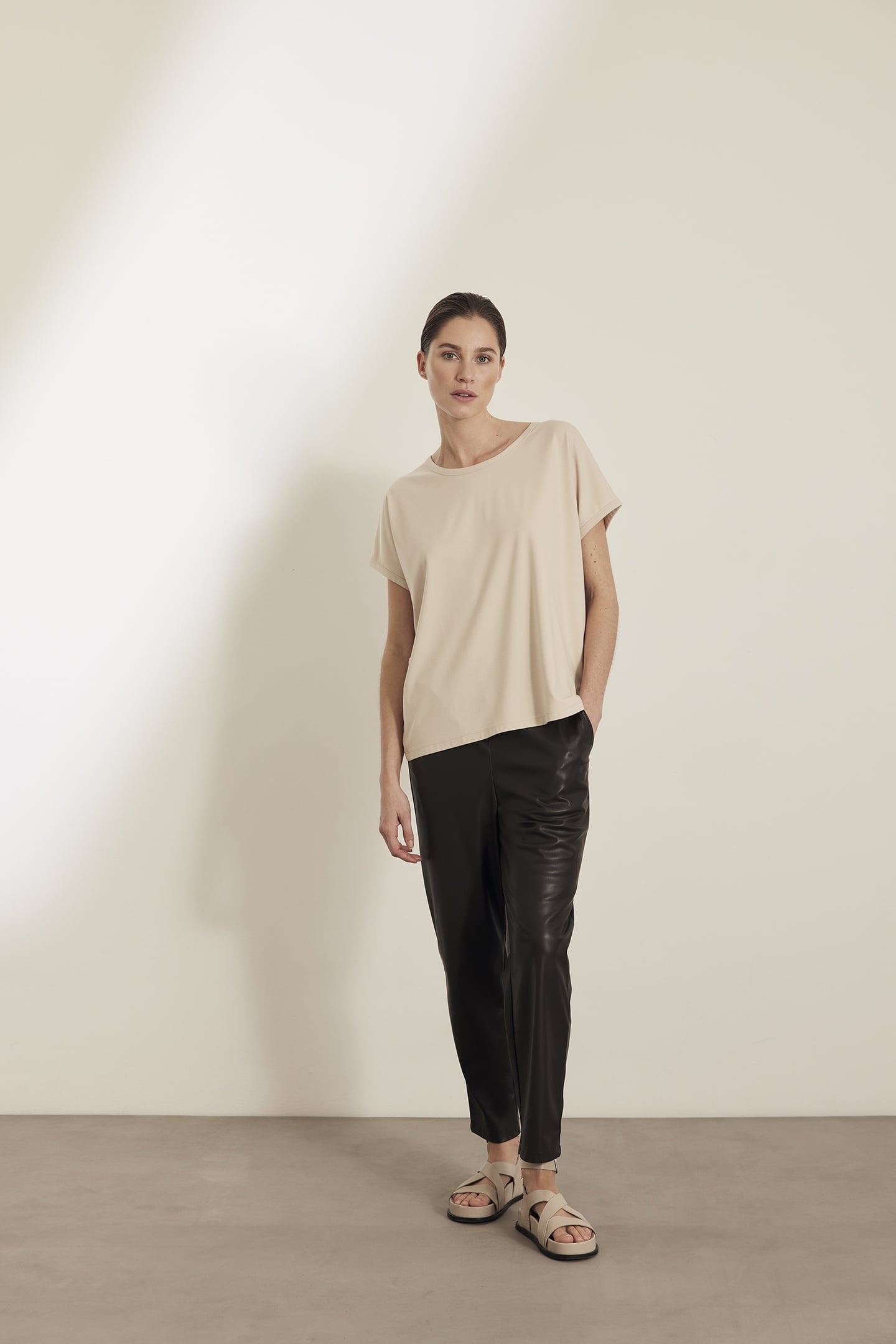 EMMA T SHIRT BUTTERMILK 1