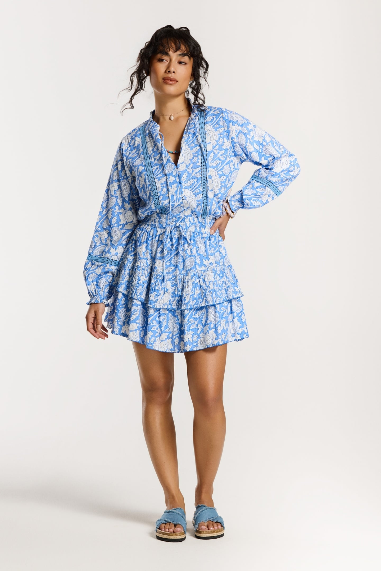 ELSIE BLOUSE FLOWER BLUE PERIWINKLE FLOWER 1