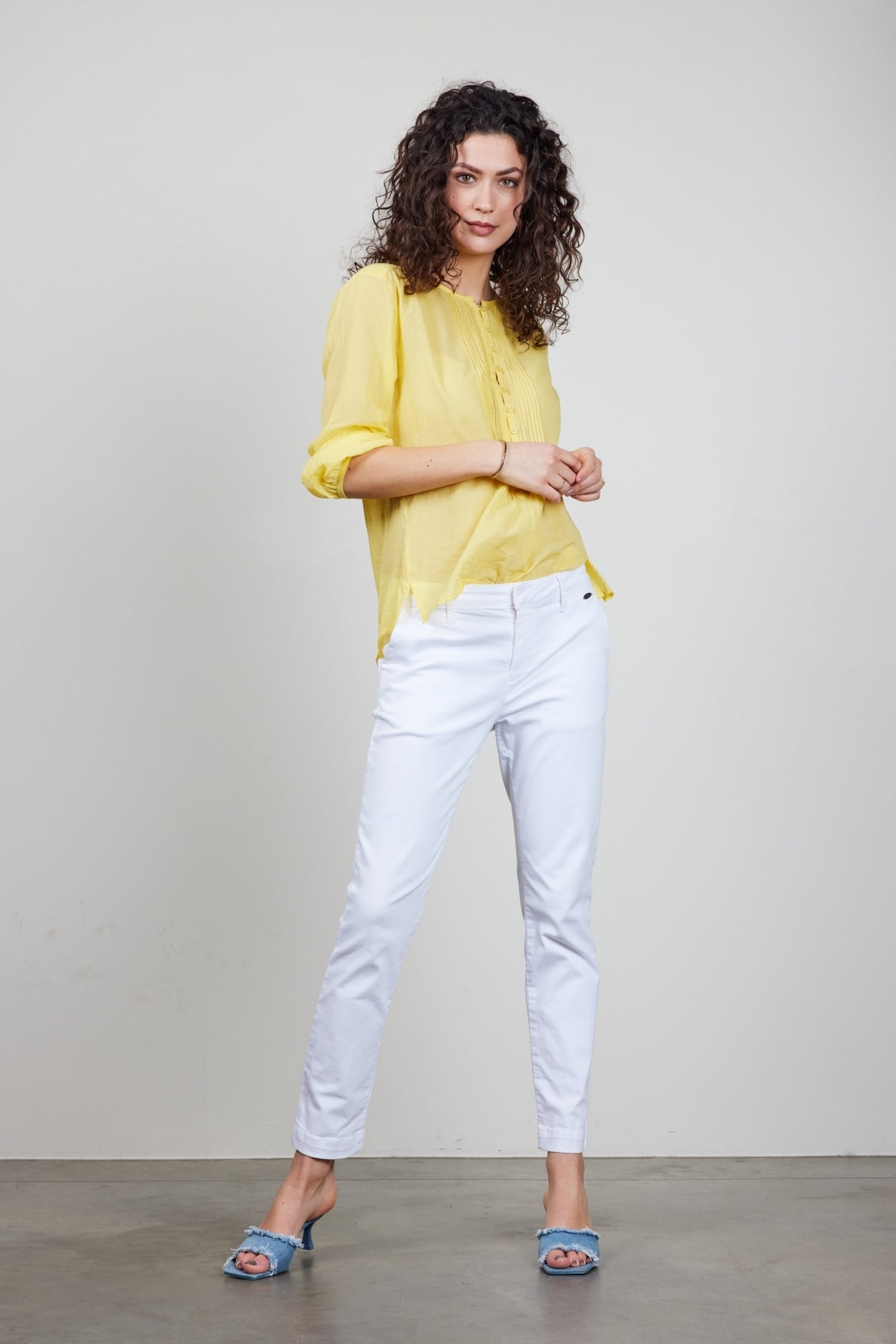 BLOUSE LUCY IN LIGHT YELLOW 1