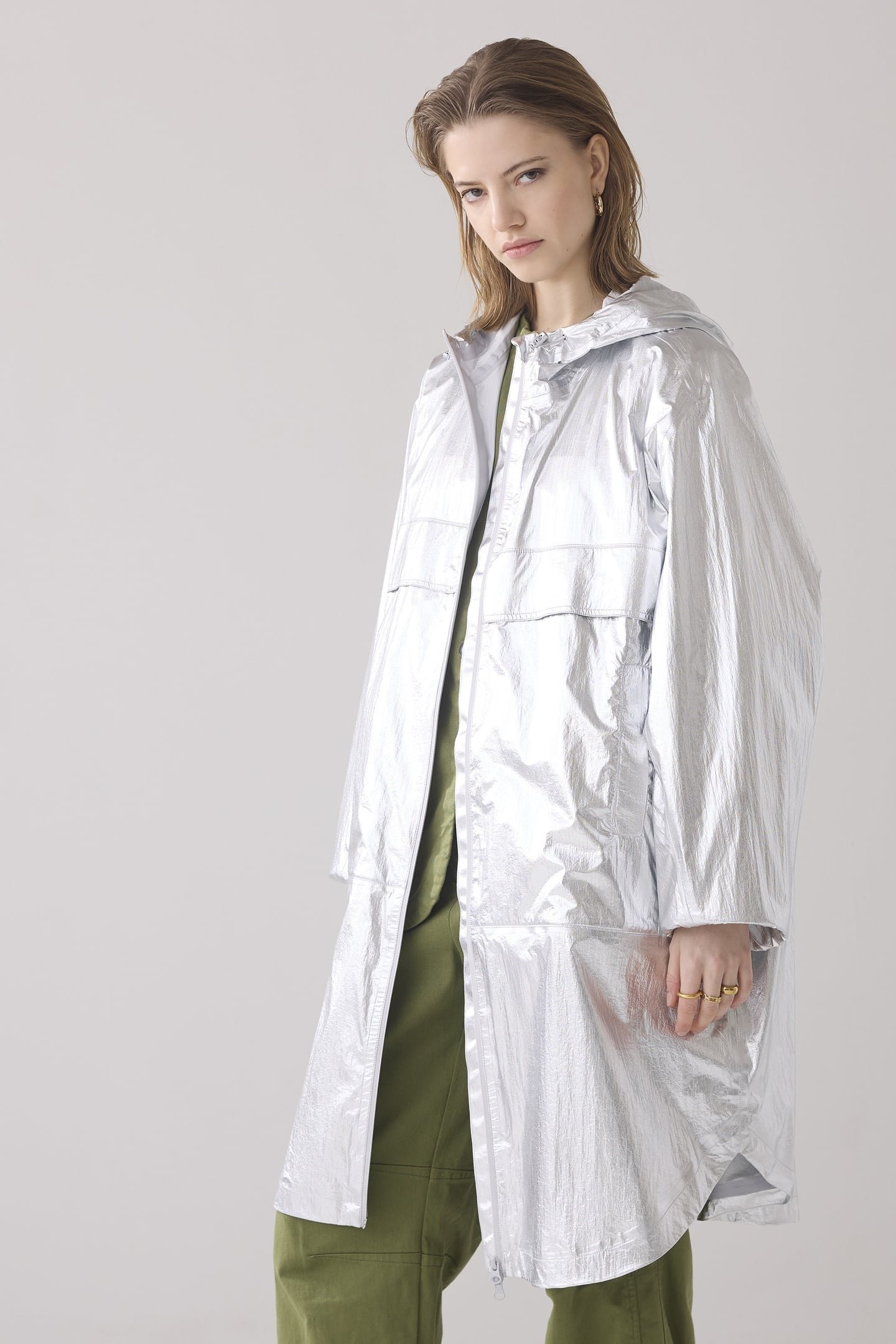 COAT METALLIC RAIN SILVER 1