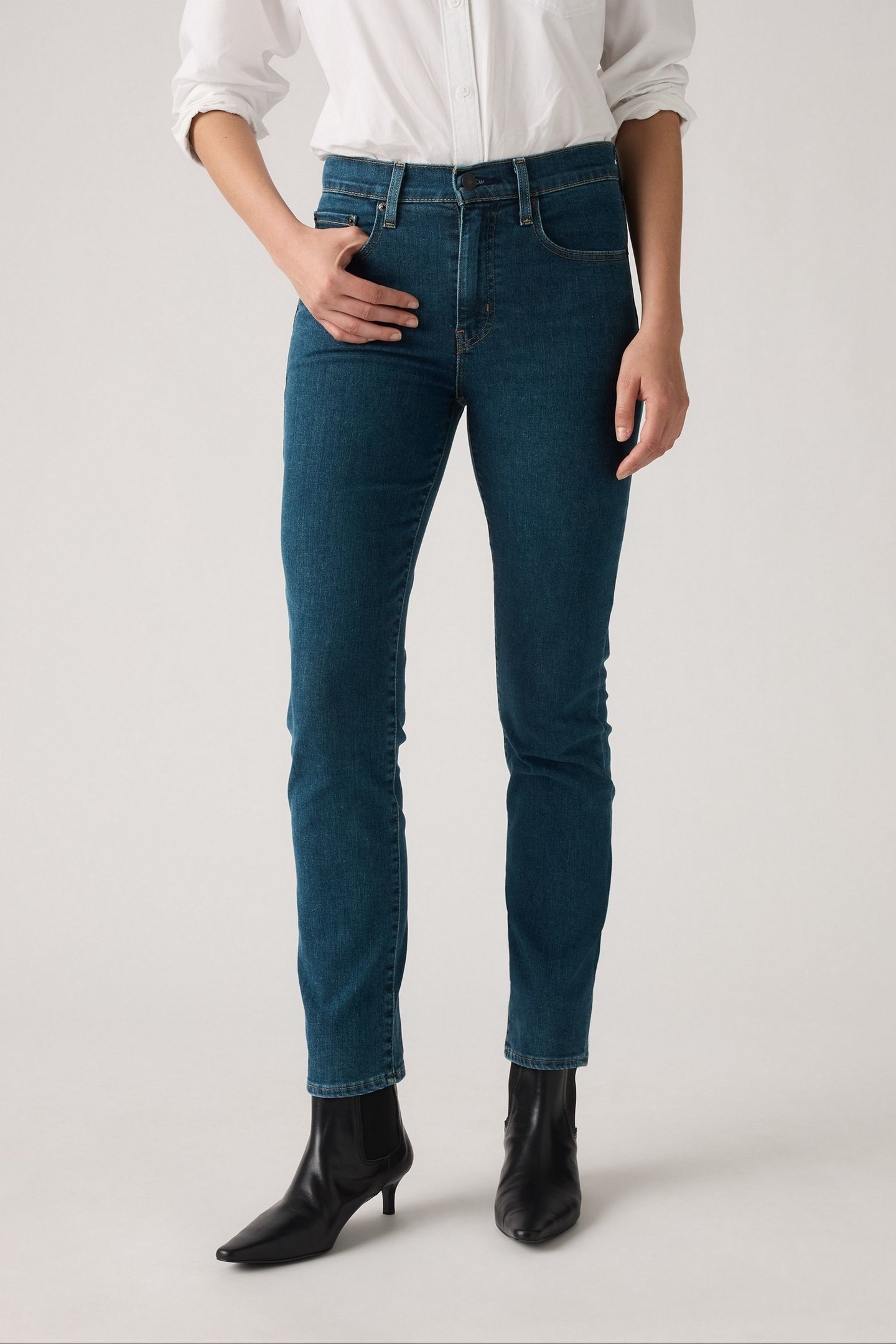 724 HIGH RISE STRAIGHT TORN BALL GOWN 1