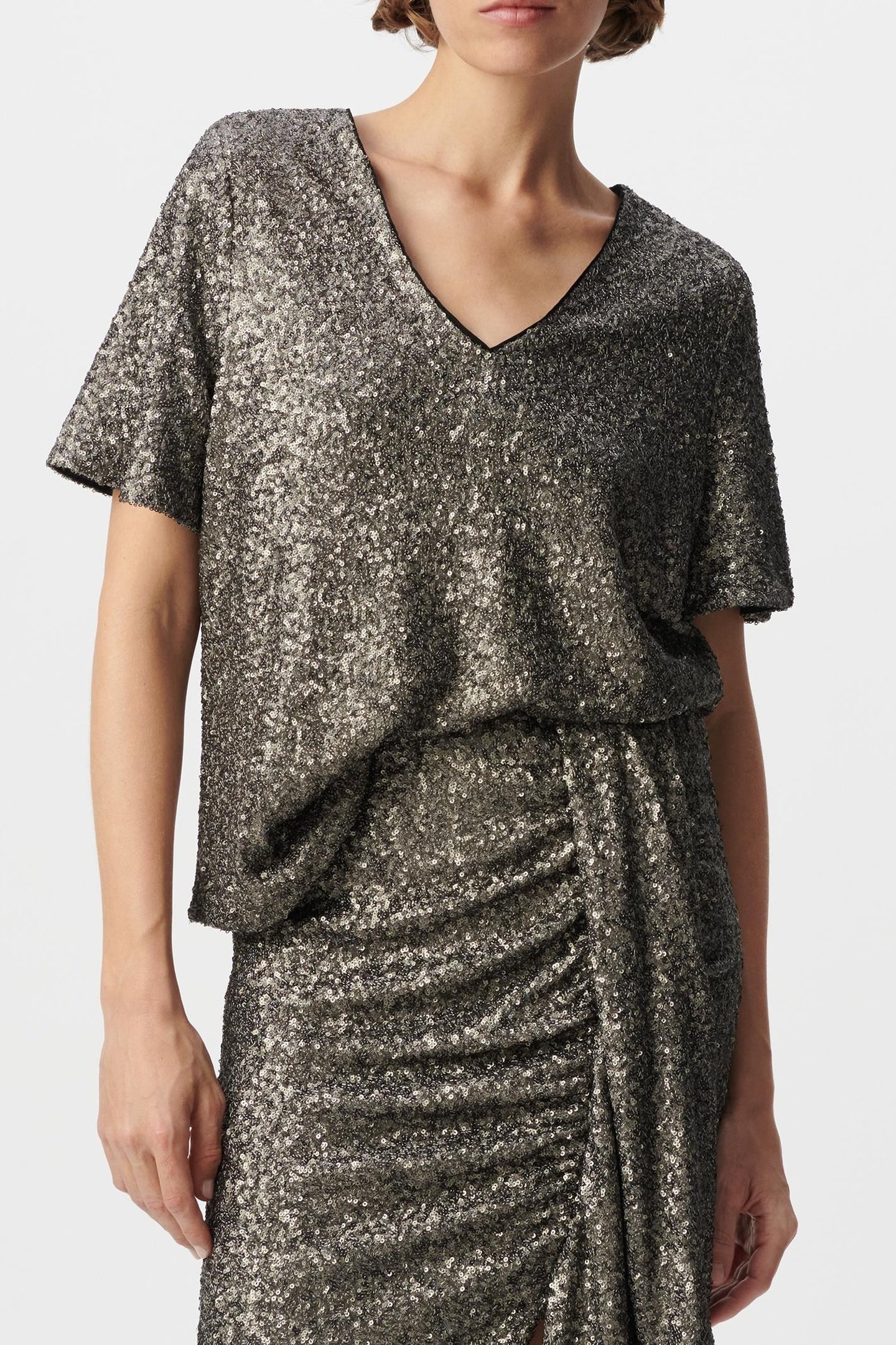 GREY TOP EMBROIDERED WITH METALLIC SEQUINS 2