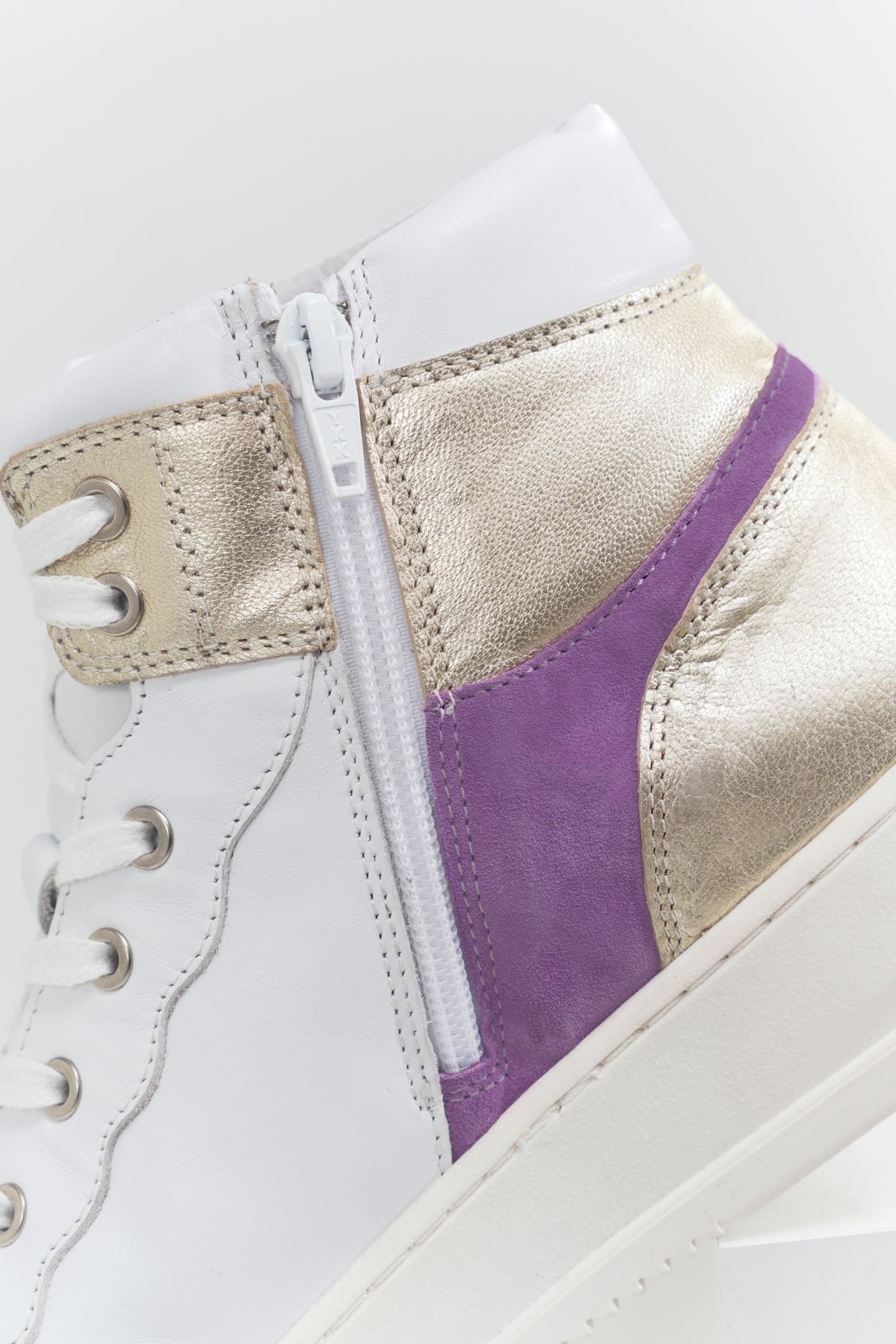 O.QUEEN - WHITE, PURPLE, GOLD LEATHER SNEAKERS 5