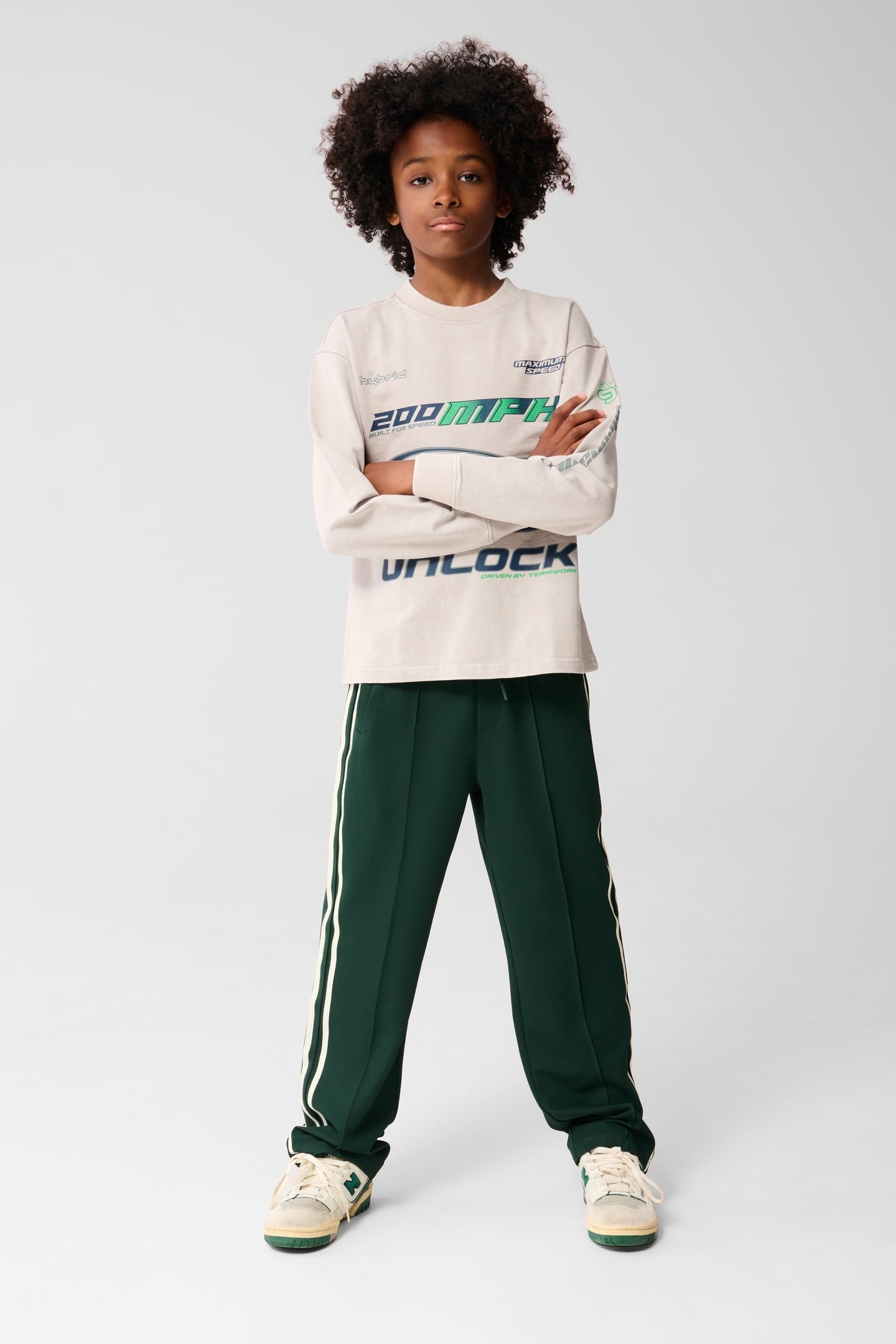 BOYS SPORTY PINTUCK DARKGREEN 2