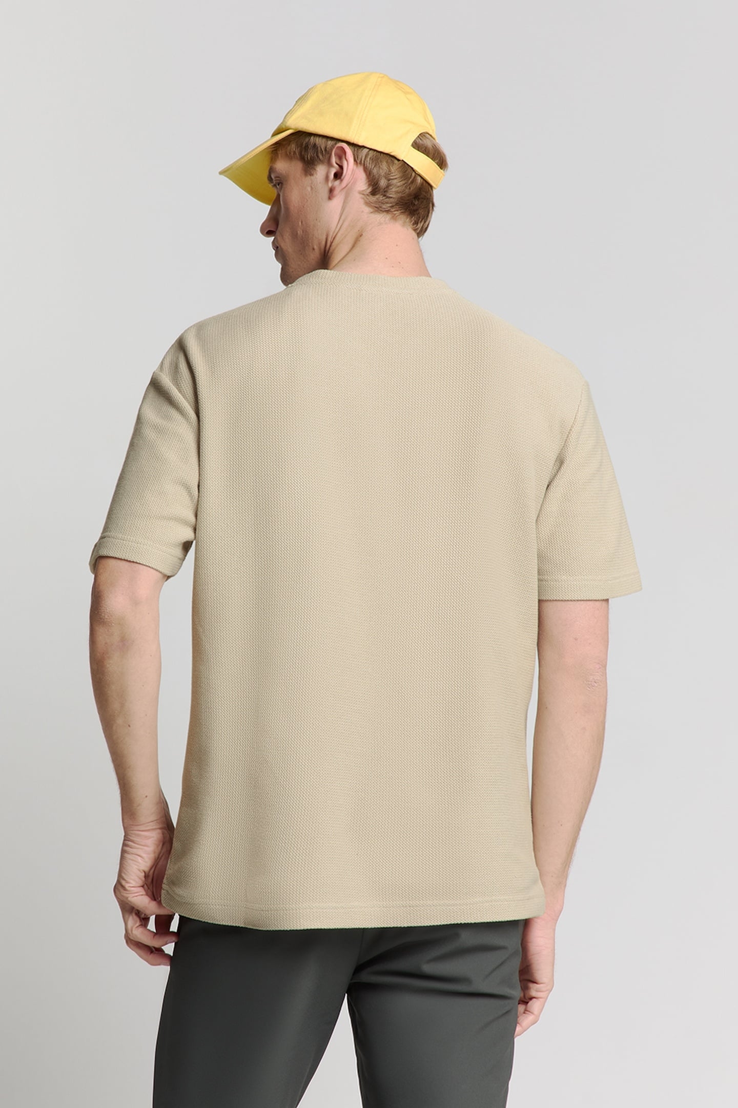 T-SHIRT CREWNECK SOLID RELIEF JACQUARD SAND 2