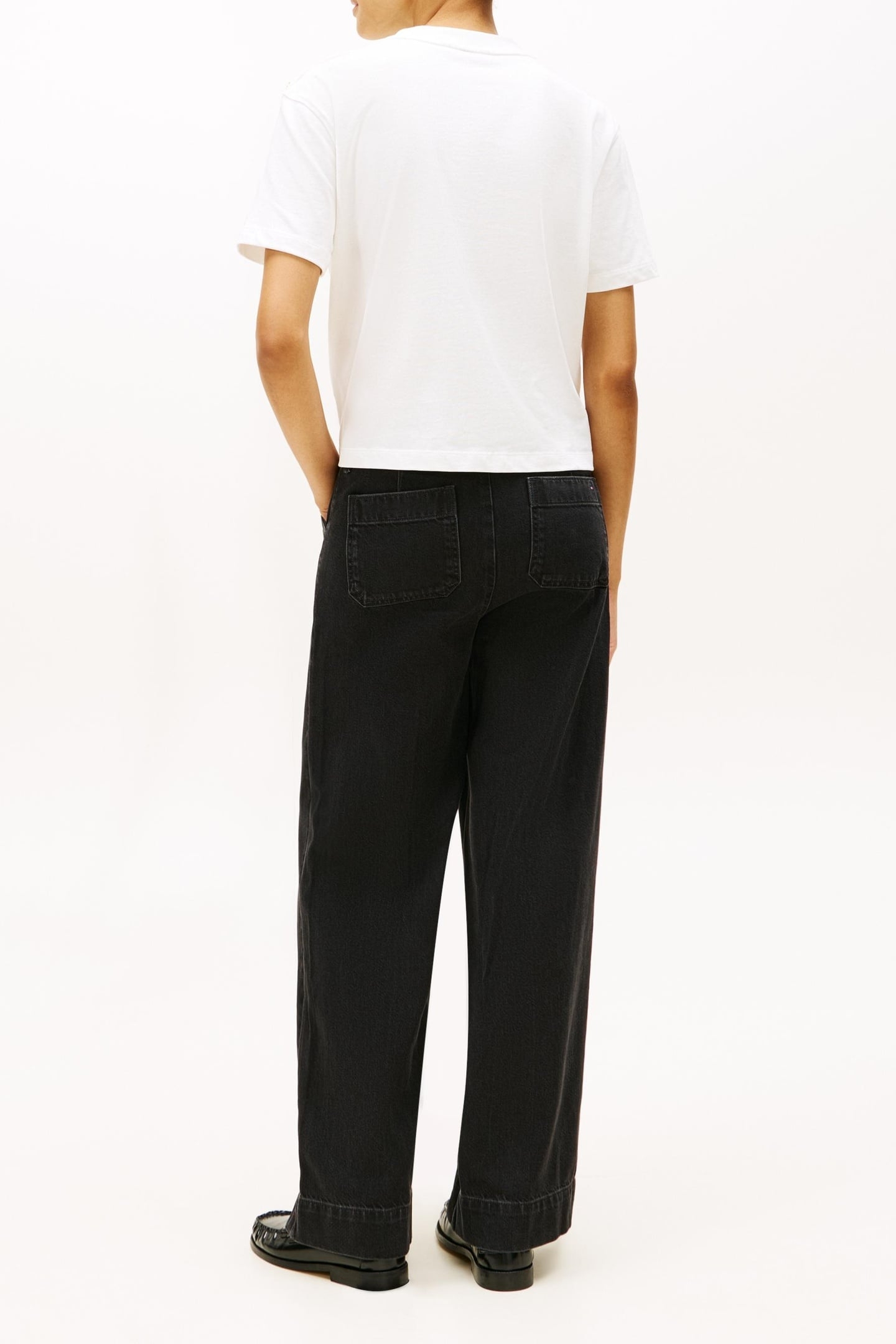 GOLD-TONE BUTTON LOGO EMBROIDERY RELAXED T-SHIRT ECRU 2