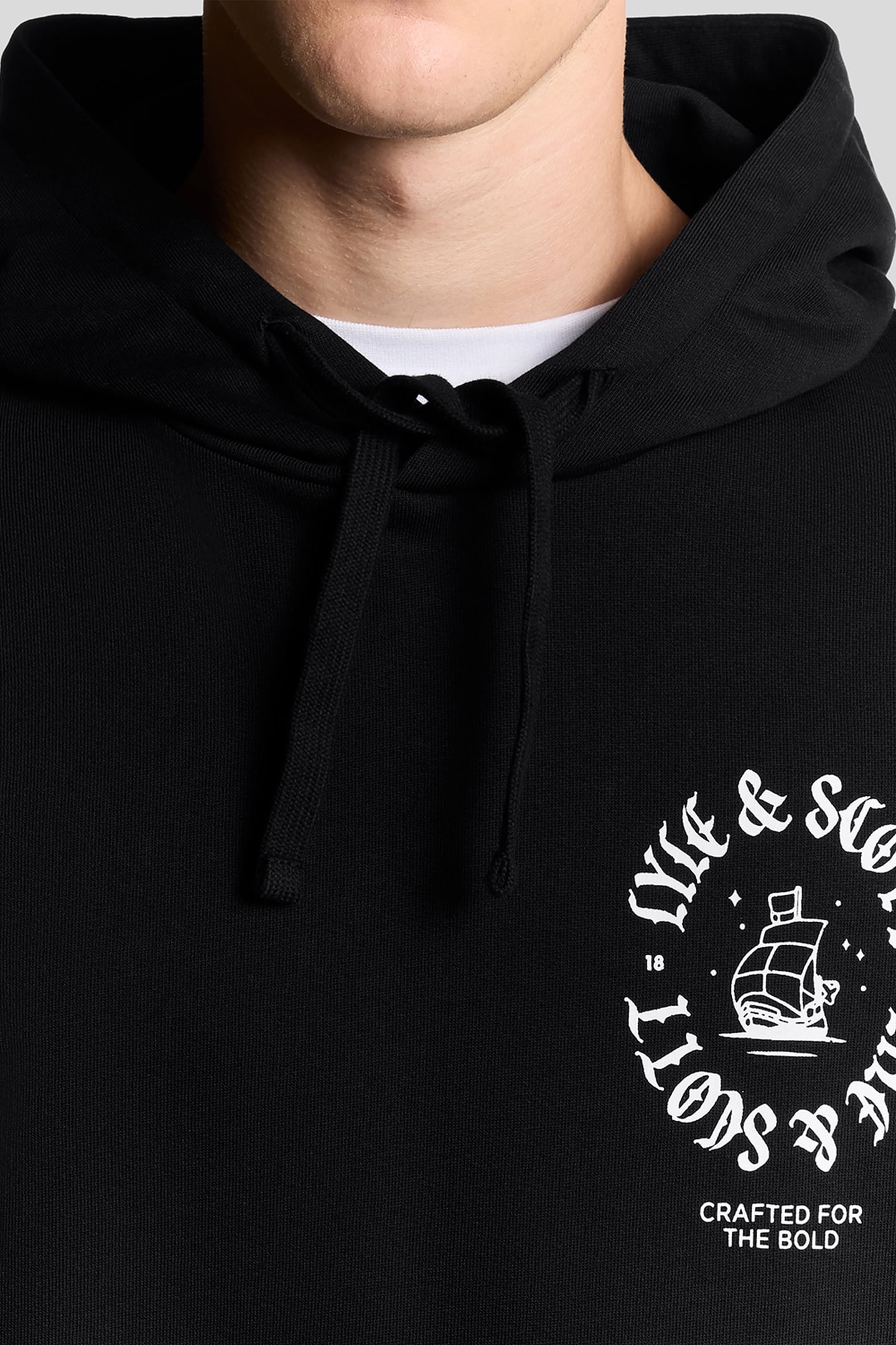 SHIP INSIGNIA GRAPHIC HOODIE JET BLACK 6