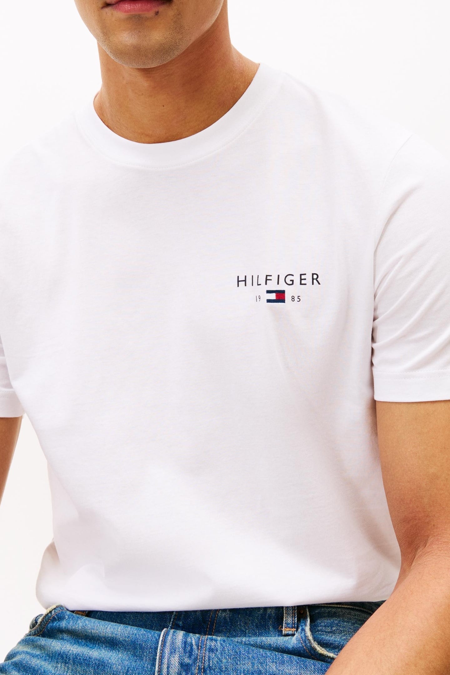 BRAND LOVE SMALL TEE WHITE 5