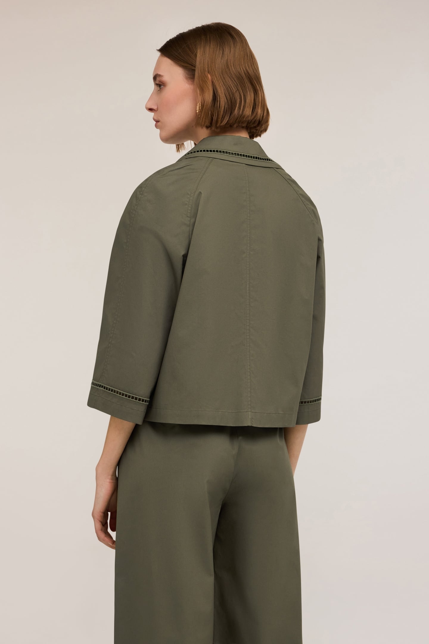 SHORT TRENCH COAT WITH OPENWORK DETAIL MILITARY GREEN 3