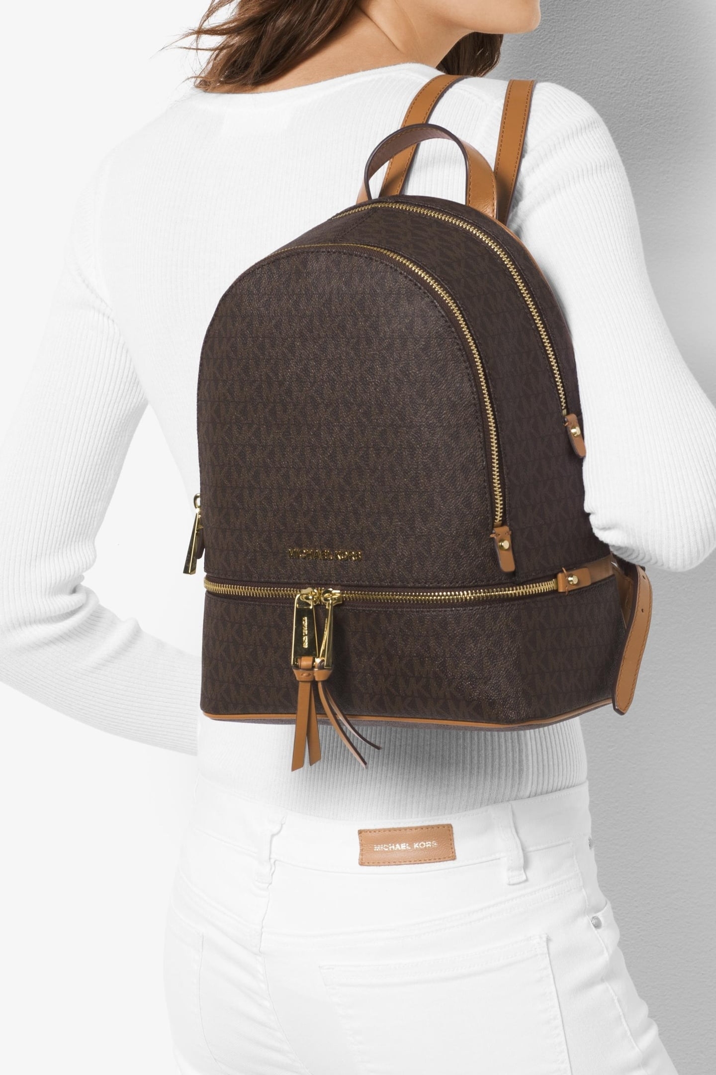 MEDIUM BACKPACK BROWN 1