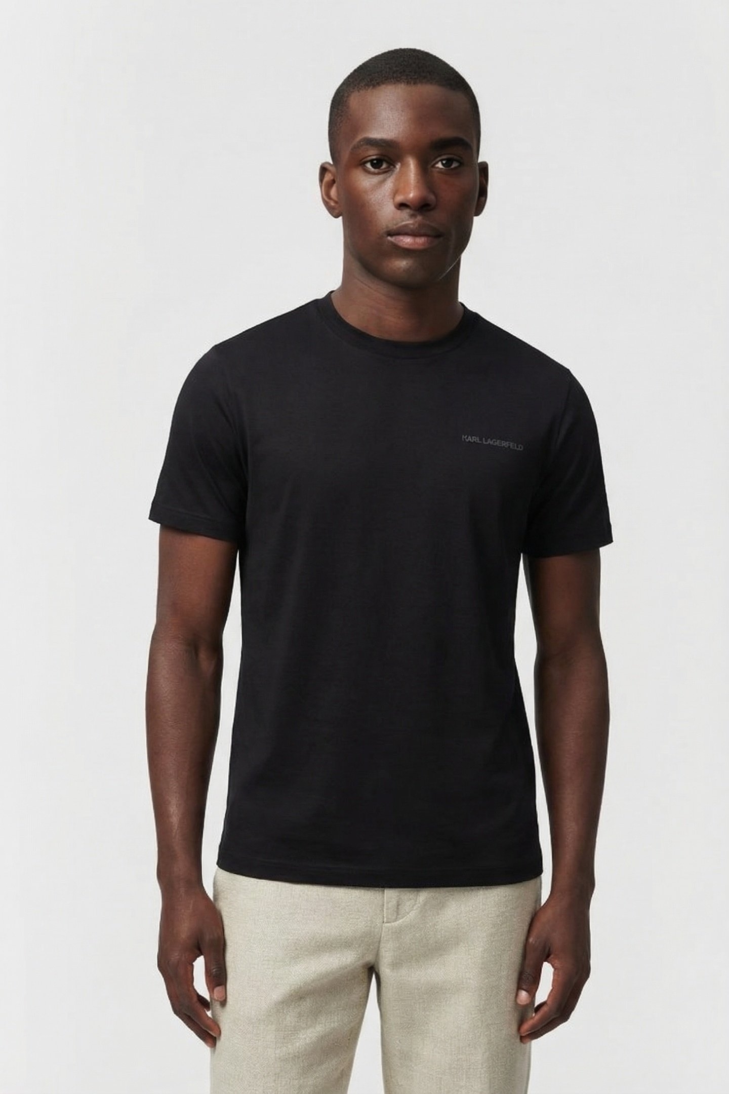 BLACK T-SHIRT CREWNECK 1