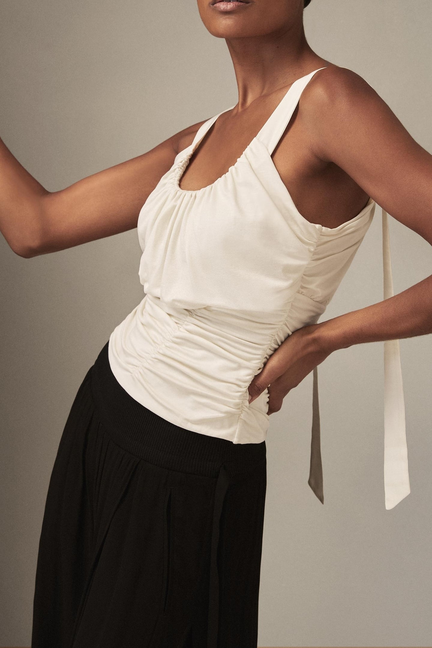 RUCHED VEST IVORY 7