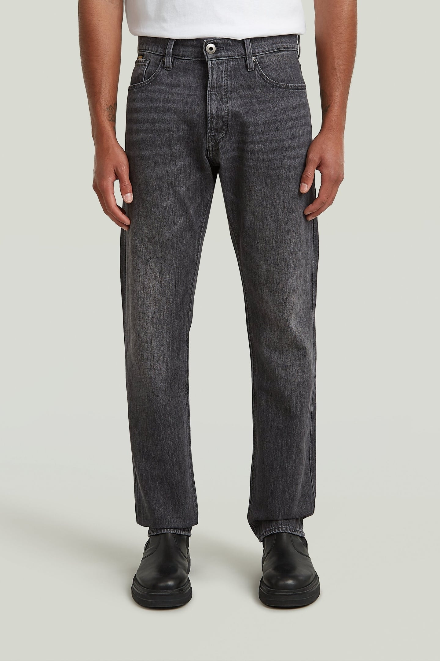 DAKOTA REGULAR STRAIGHT JEANS FADED BLACK MAGNET 2