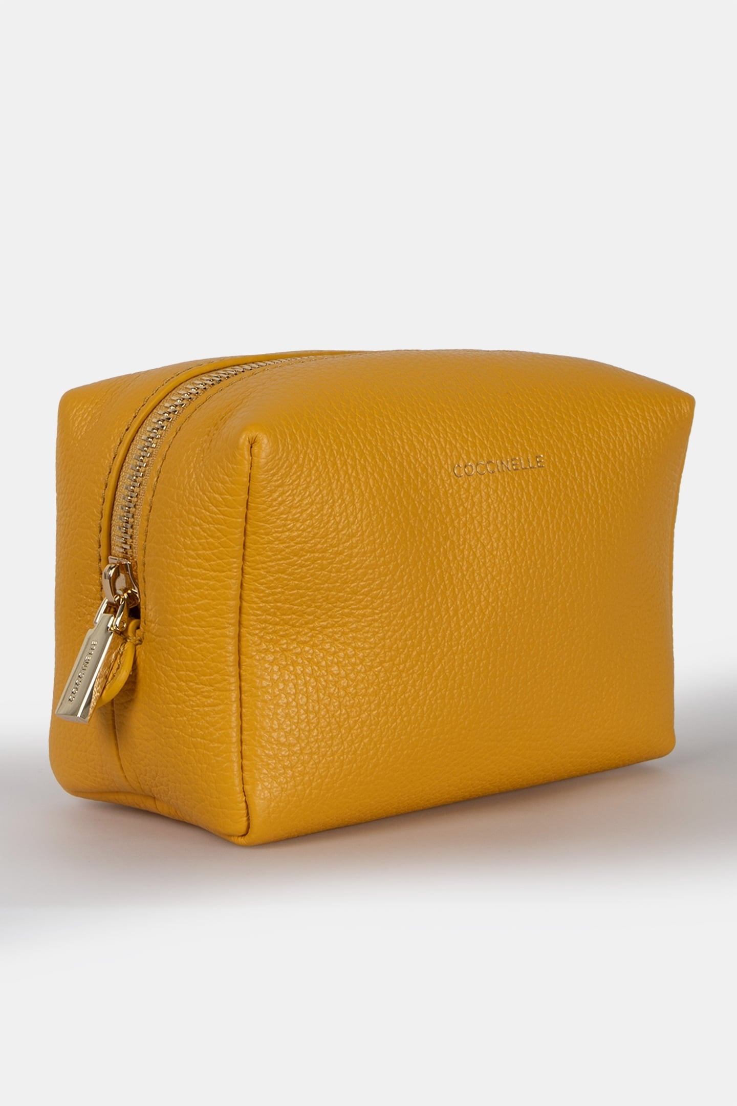 TRAVEL BAG IN YELLOW 2