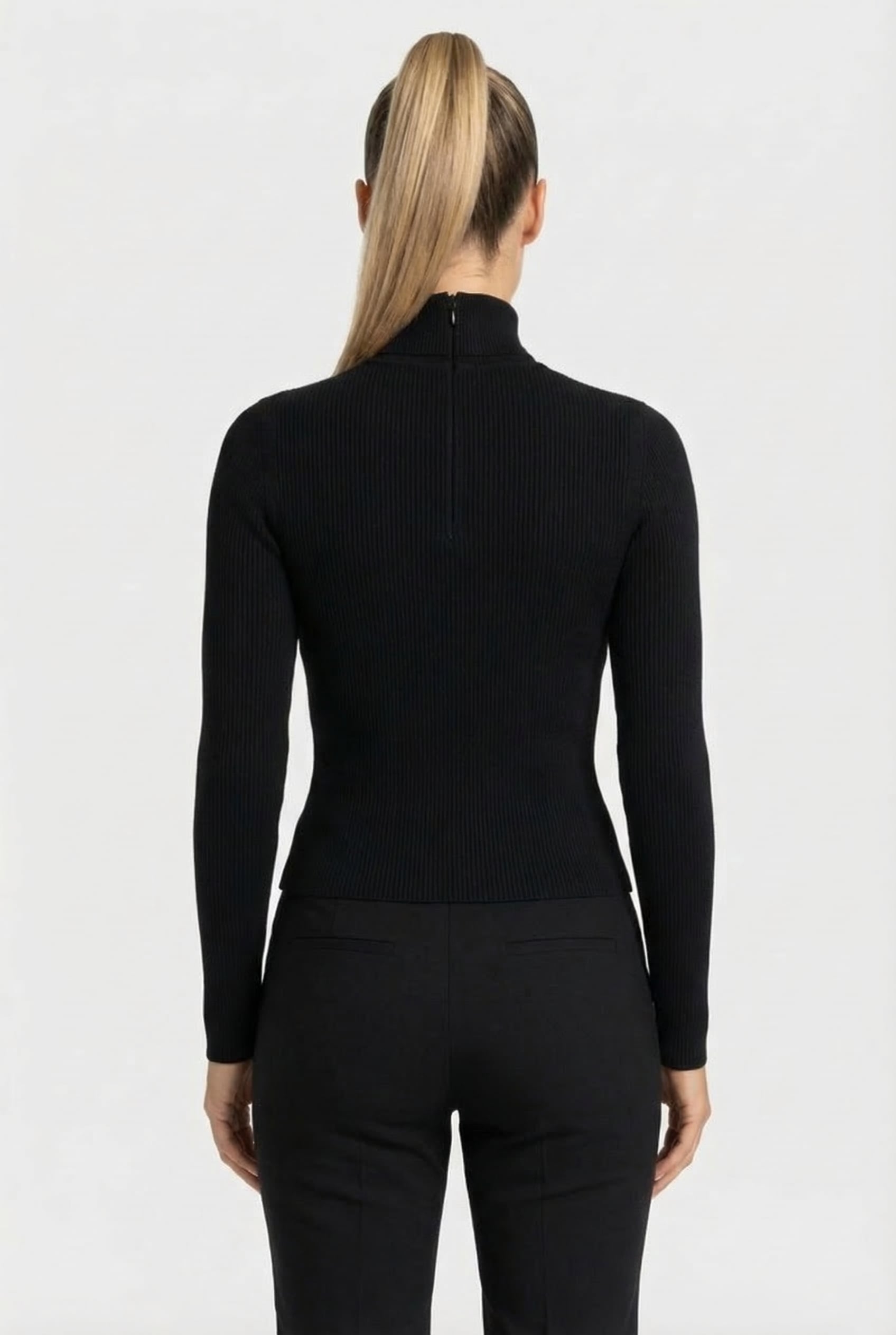 CUTOUT SWEATER IN BLACK 2