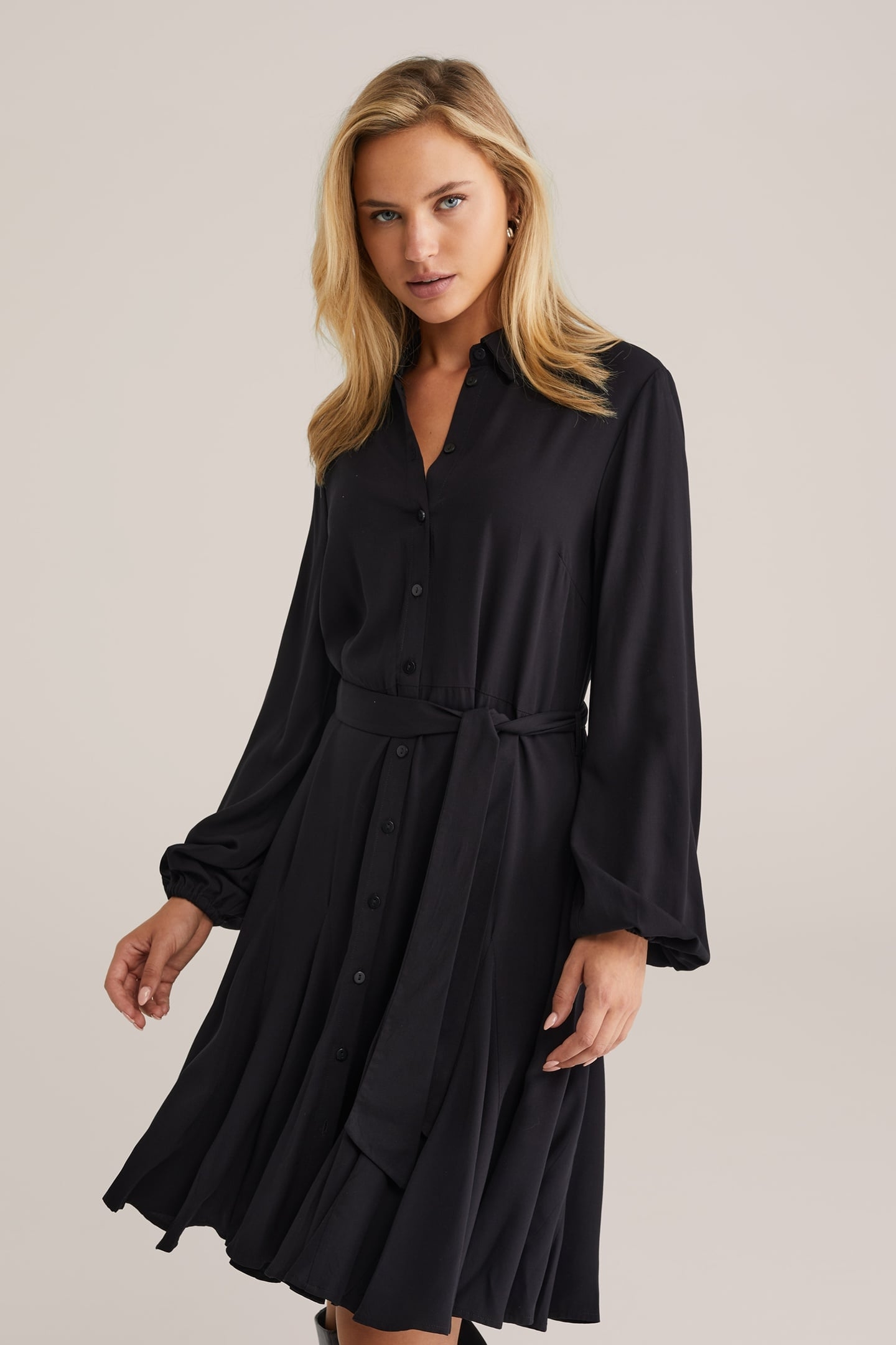 DRESS MID LENGTH BLACK 1