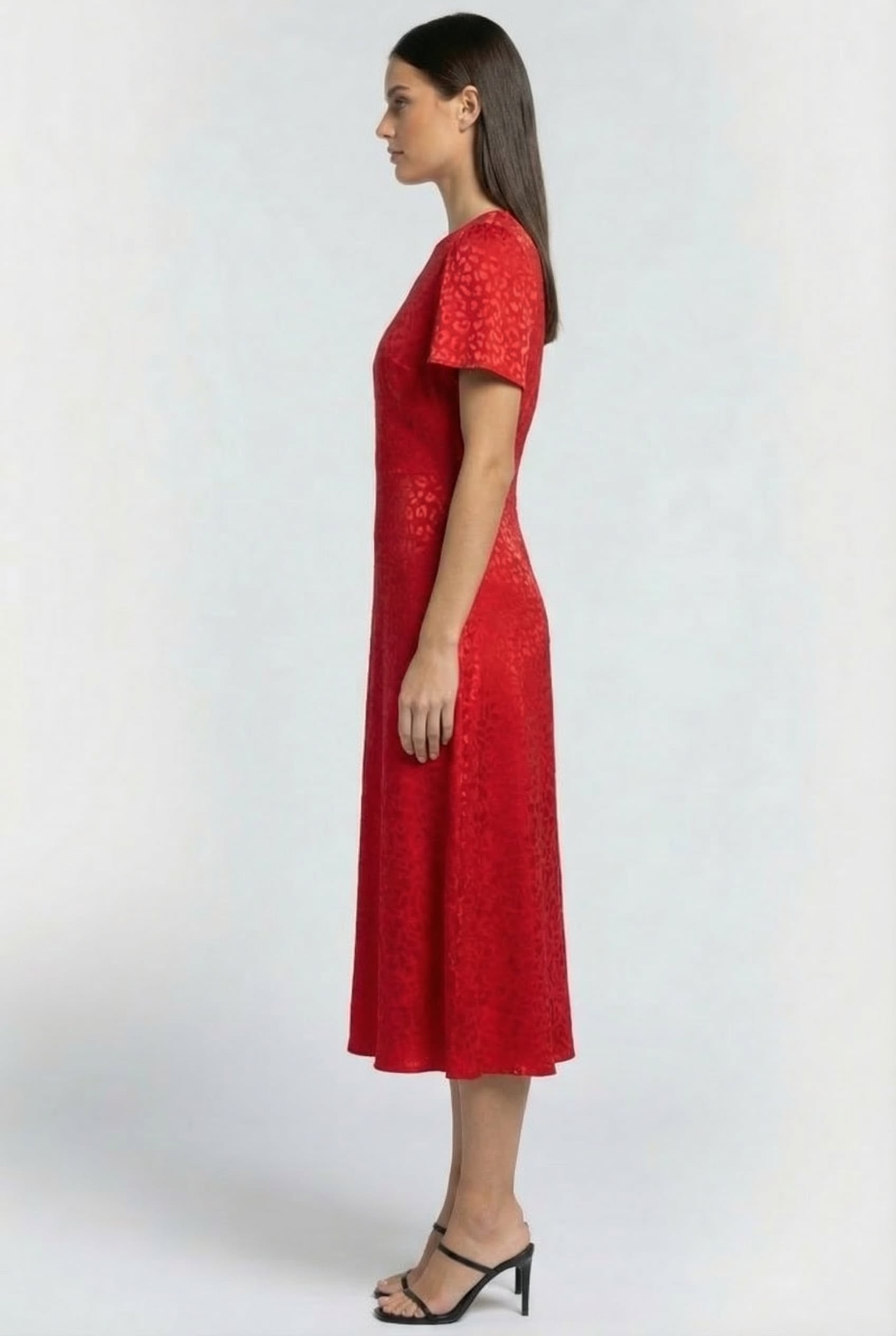 MIDI DRESS IN CRIMSON JAQUARD 3