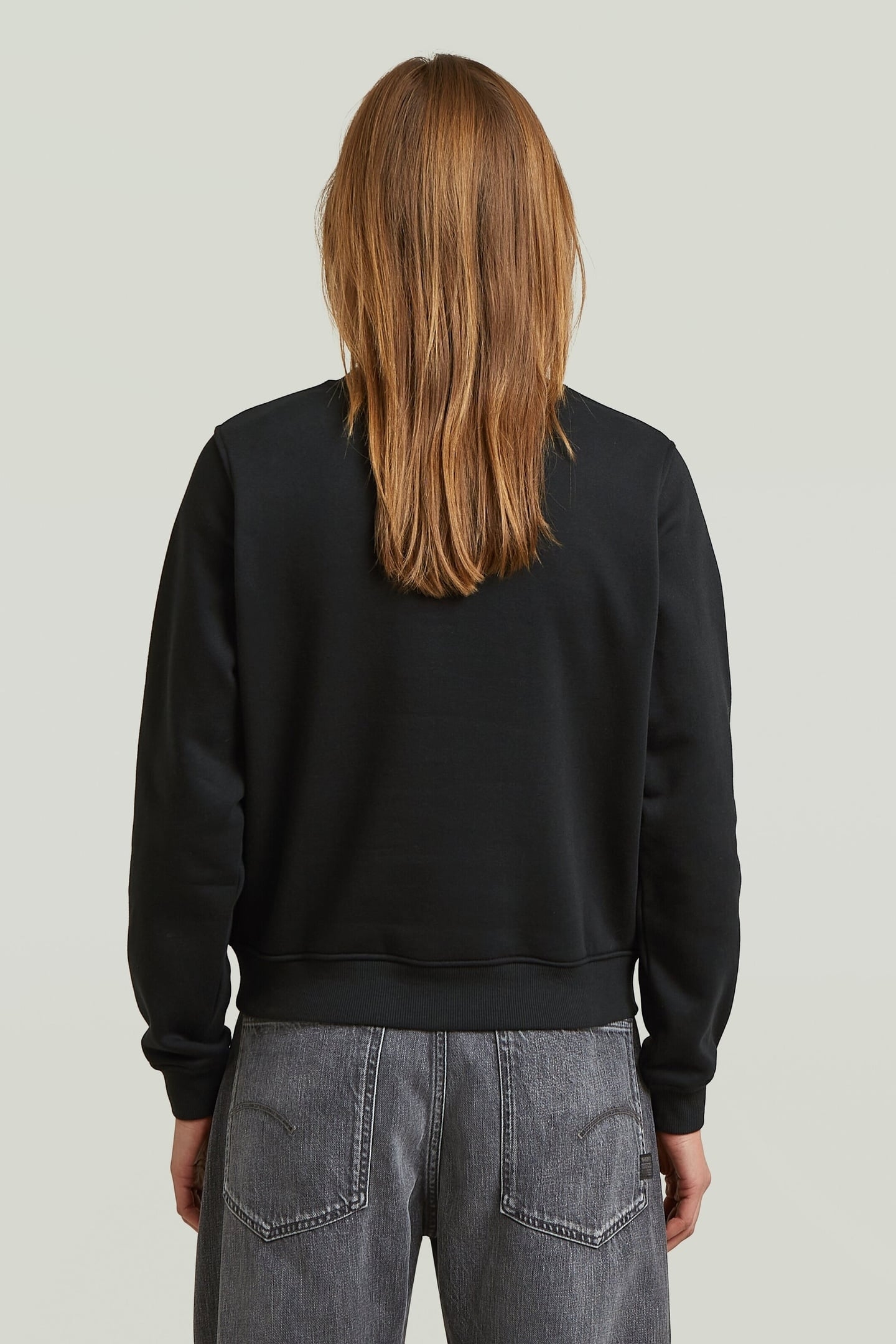 LOGO CREW SWEAT DK BLACK 3