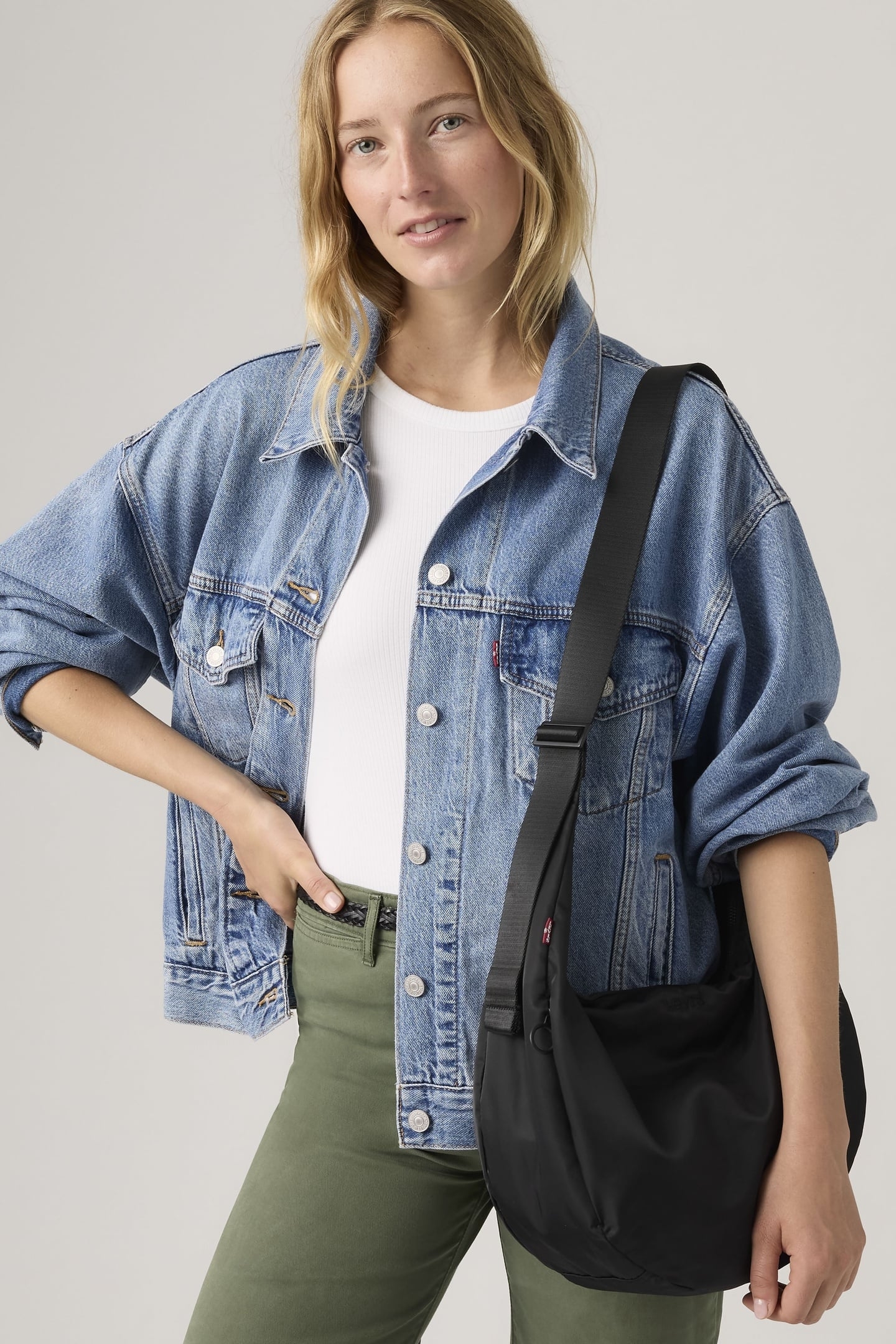 LEVI'S® BROOKLYN MEDIUM SHOULDERBAG BLACK 1