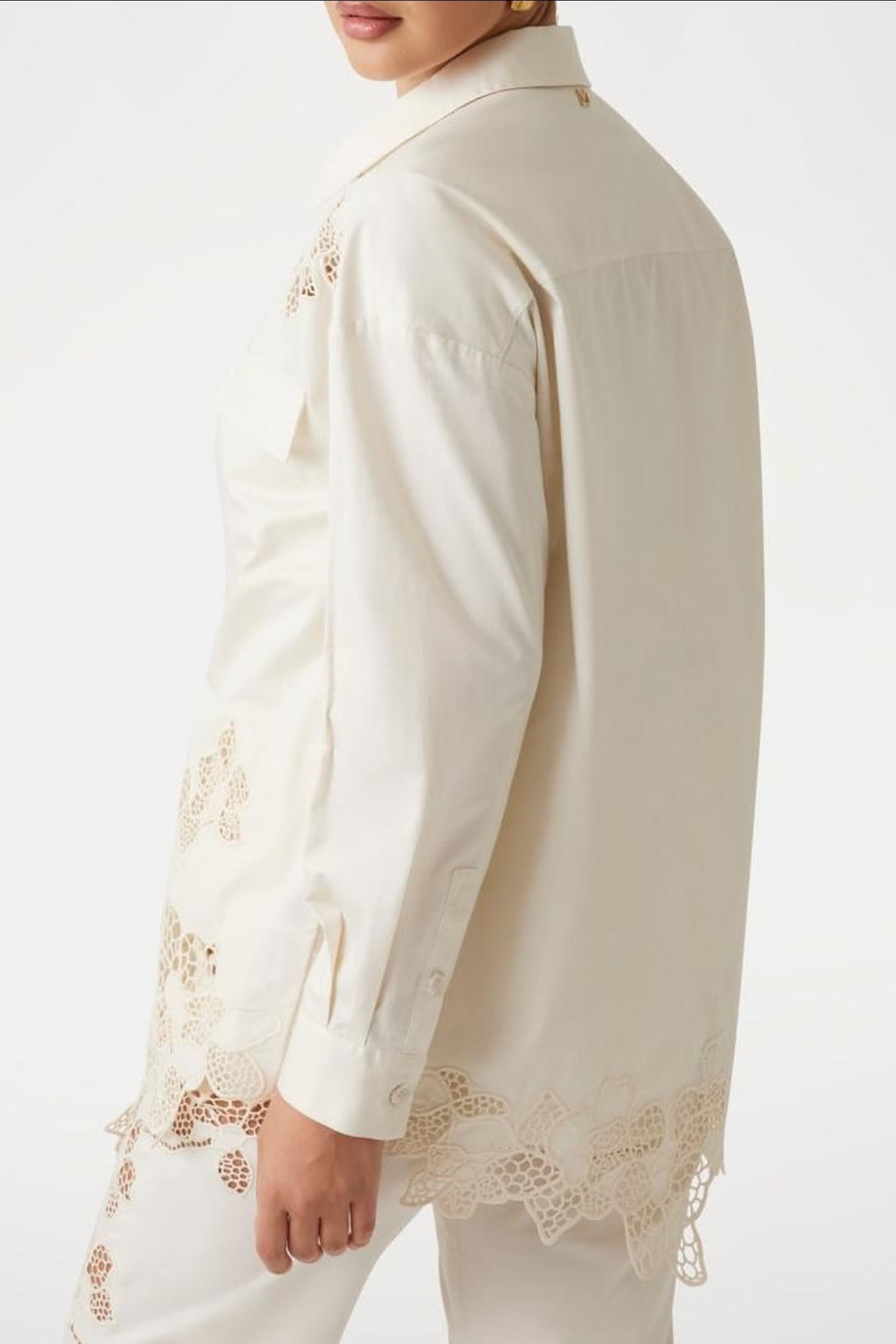 MARCIANO BY GUESS BROOKE EMBRO OVER SHIRT SANDY SHORE 4