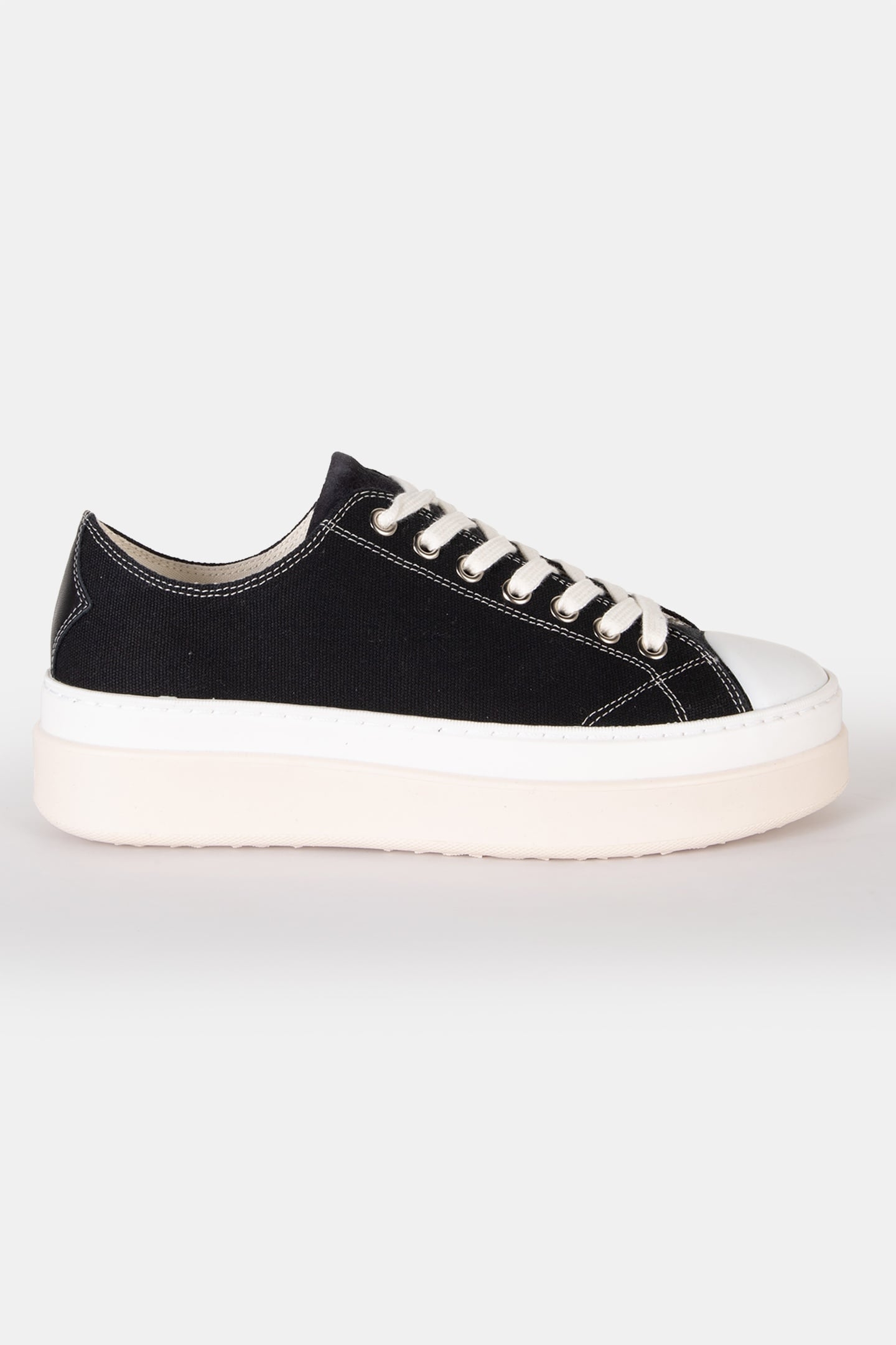 AUSTEN LOW SHOES BLACK 1