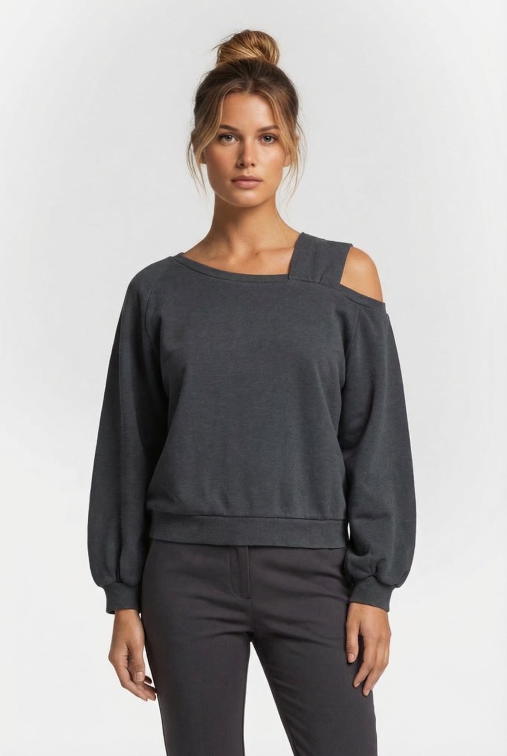 NALA SWEATERS WASHED BLACK 1