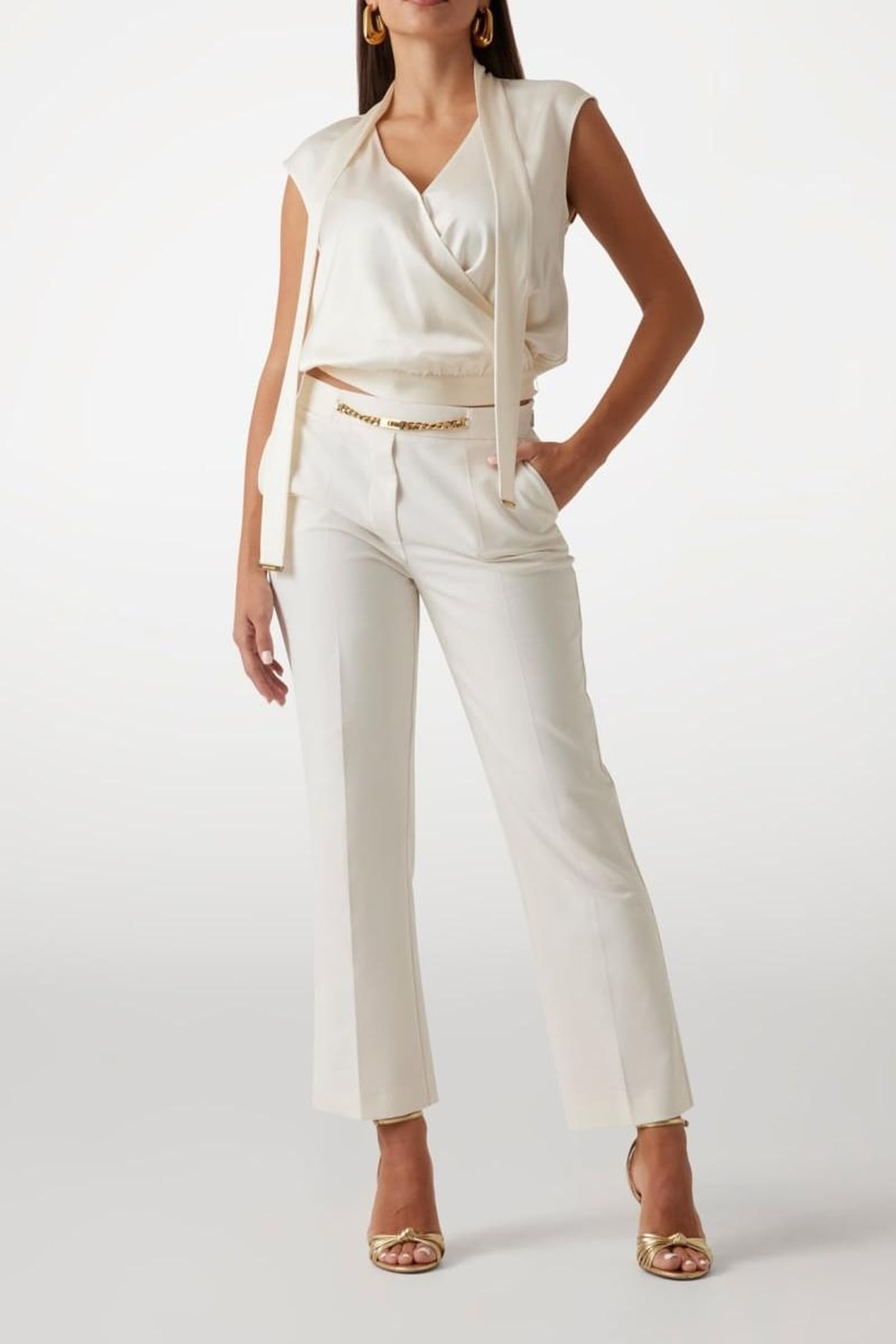 MARCIANO BY GUESS LINDA WRAP TOP SANDY SHORE 1