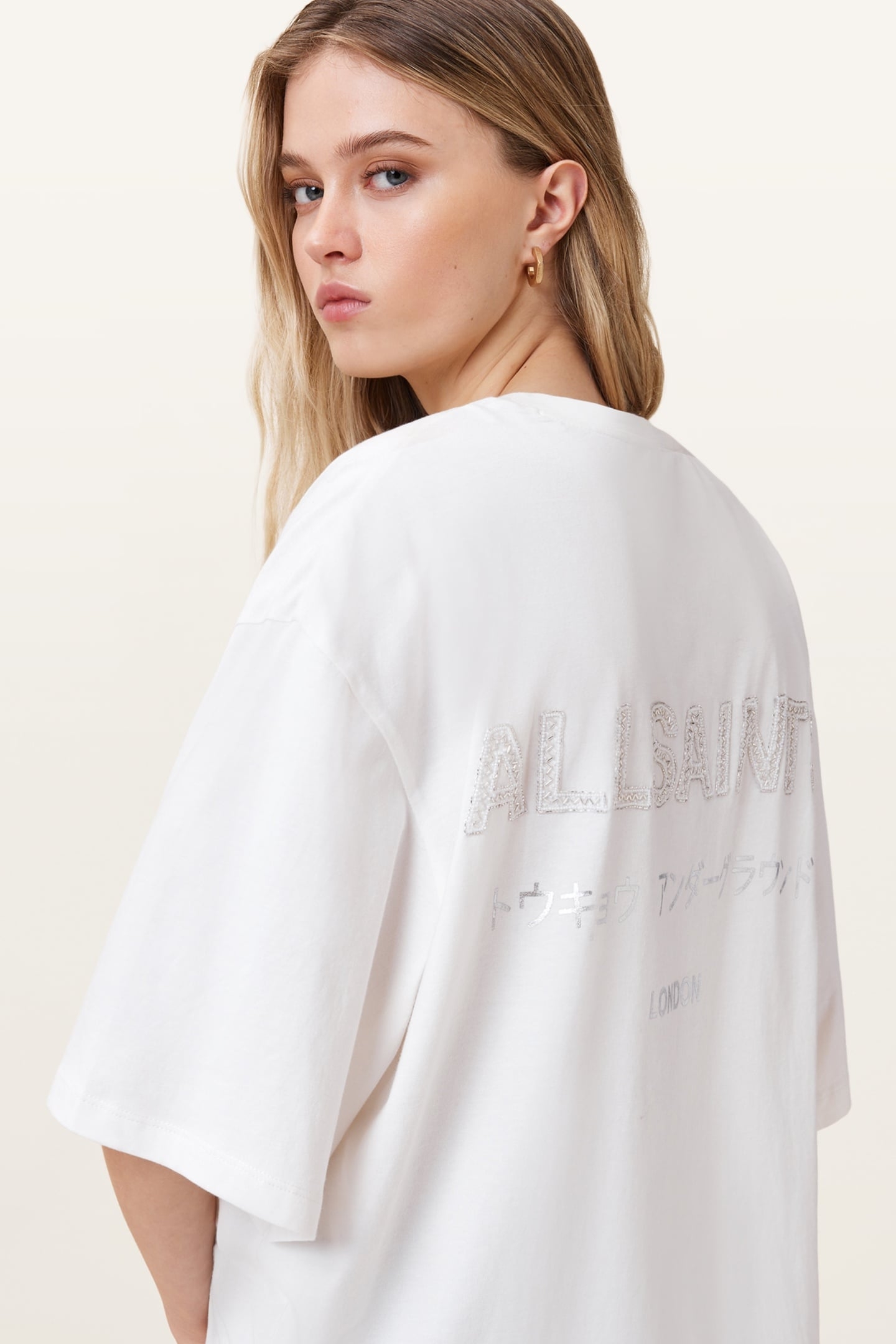 UNDER AMELIE TEE WHITE 6