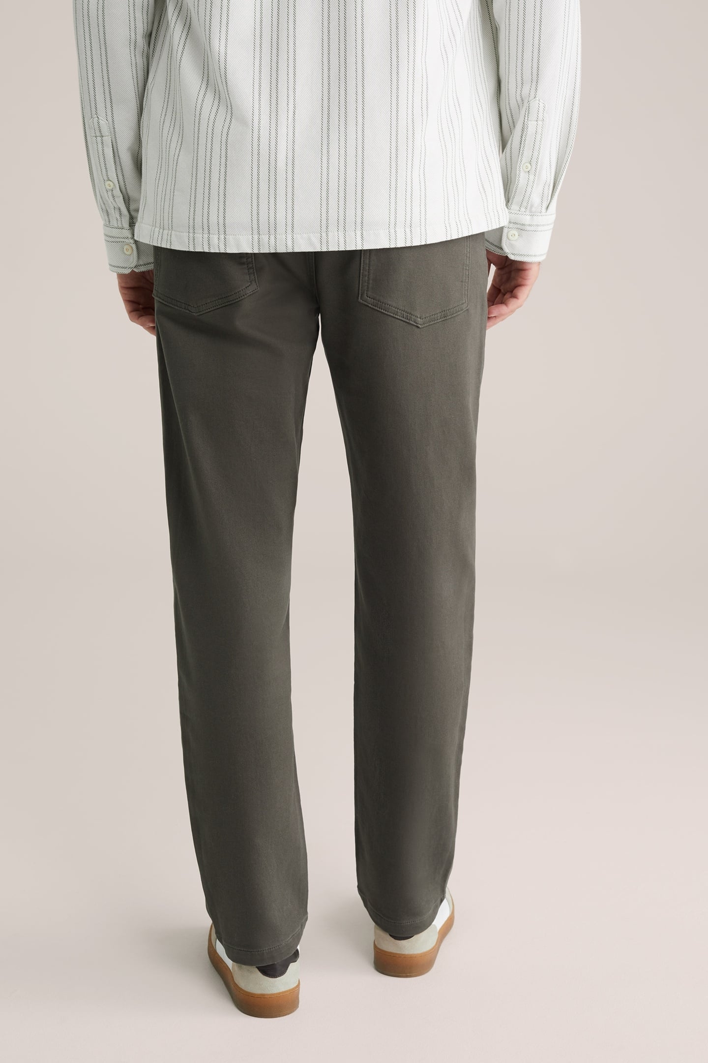 5-POCKET MID WAIST ARMY GREEN 2