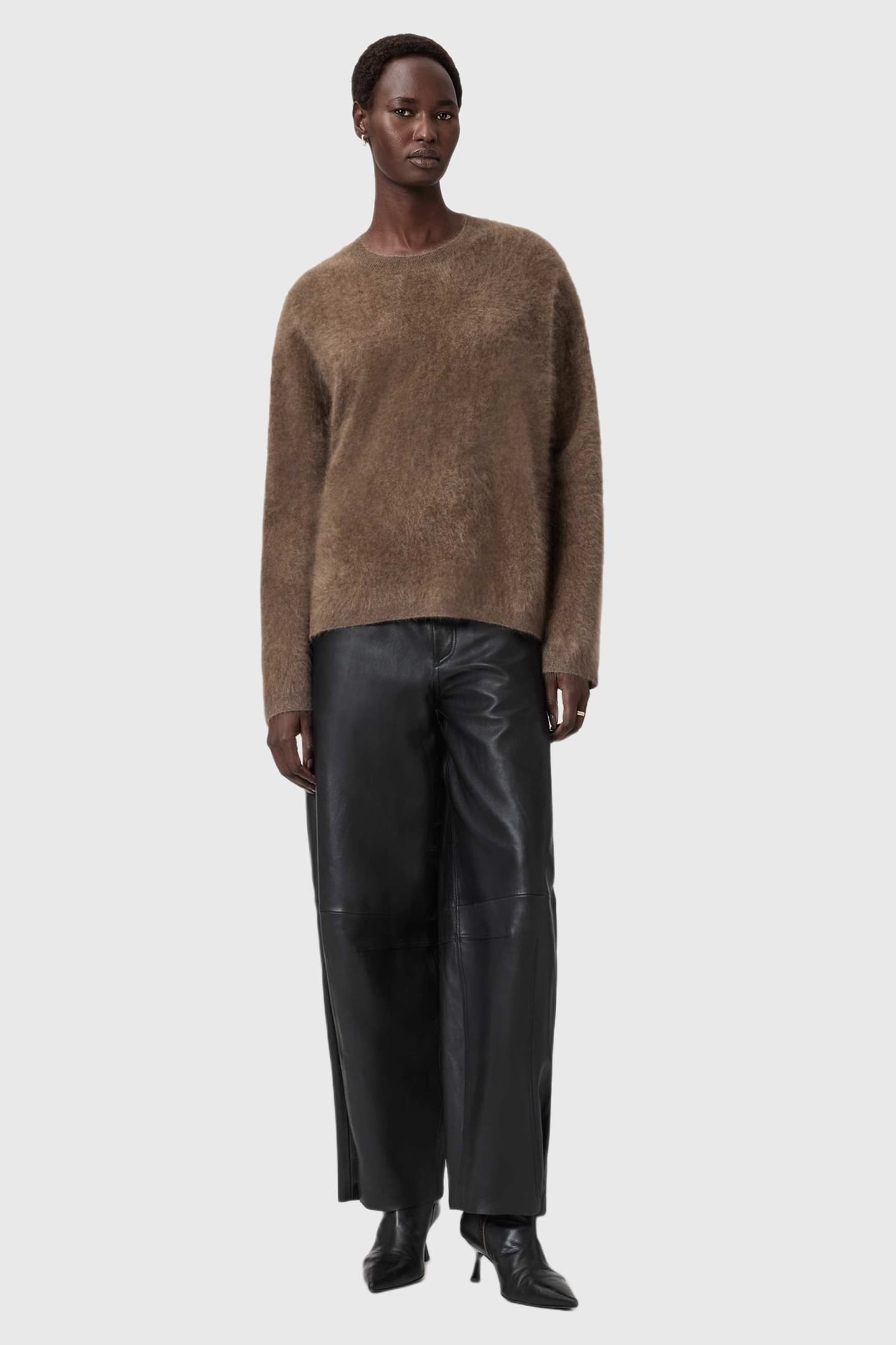 REBEL CREW NECK WALNUT BROWN 5