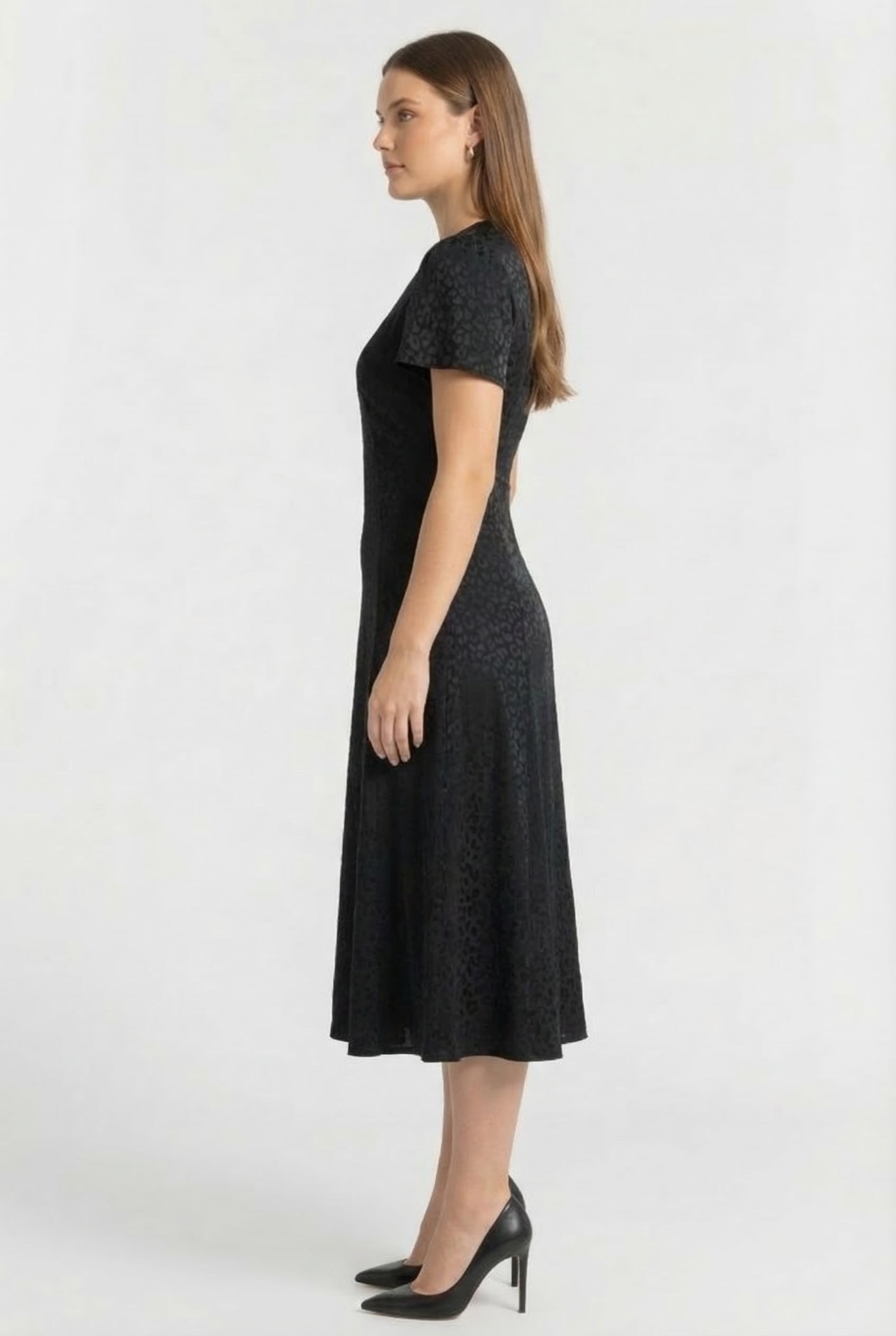 MIDI DRESS IN BLACK ANIMAL JAQUARD 3