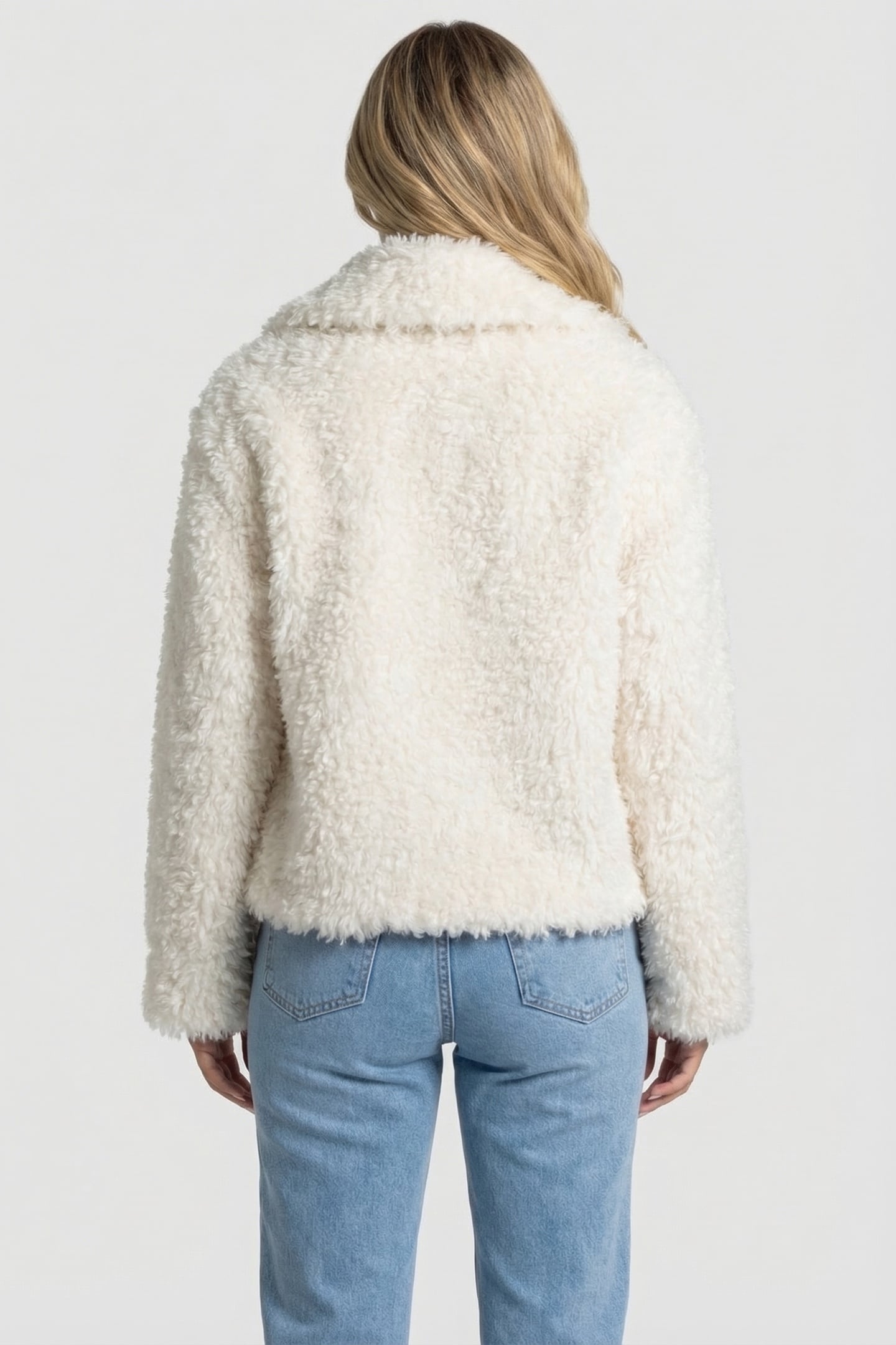 MARCIANO BY GUESS MARGOT SHORT FAUX FUR MACADAMIA 3