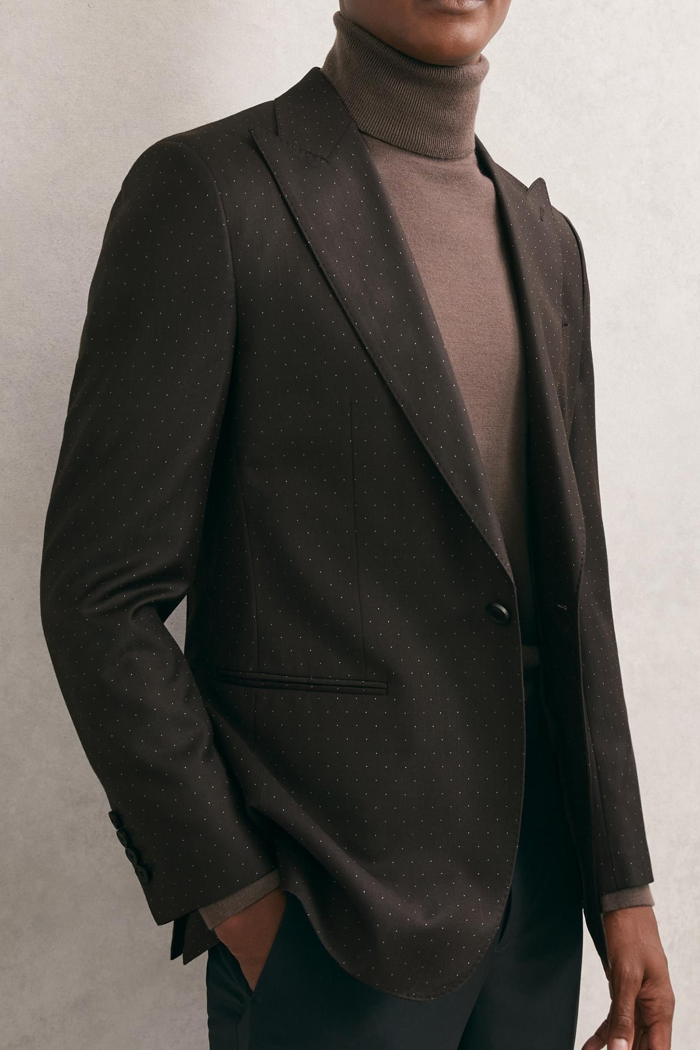 SB 1B DOT JACKET BROWN 1