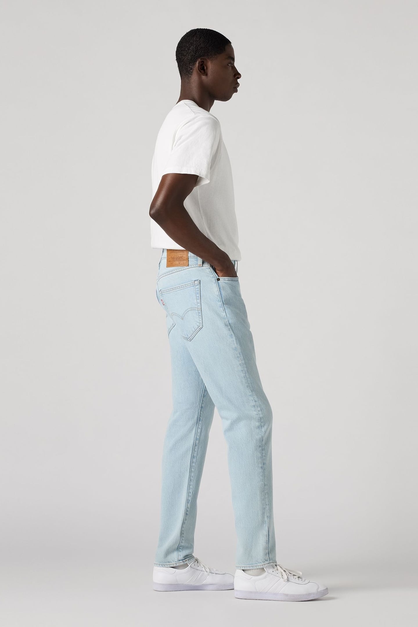 512™ SLIM TAPER JEANS BLUE 4
