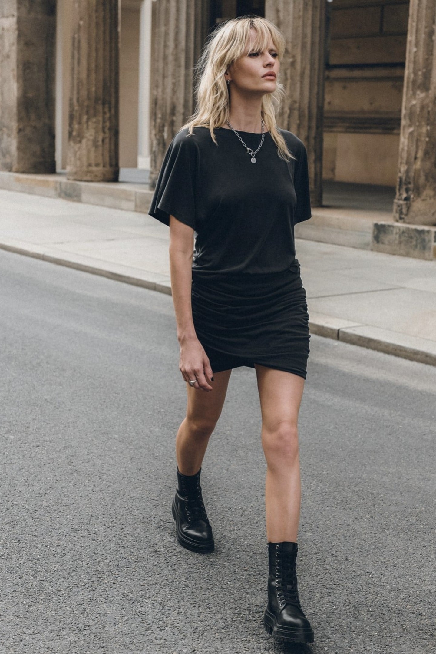 THE DARK DRAPED SKIRT BLACK 2