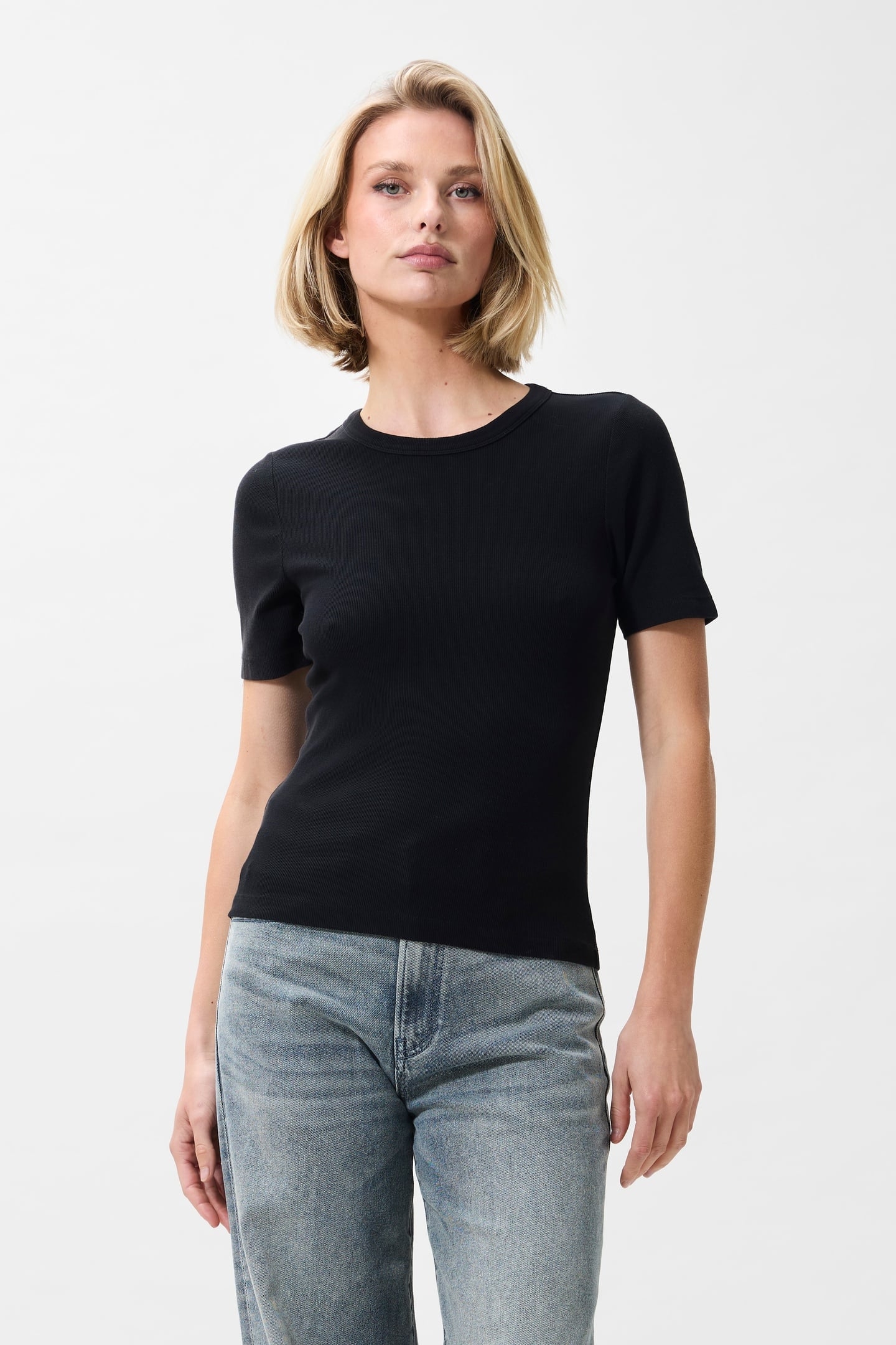 RIB TSHIRT BLACK 2