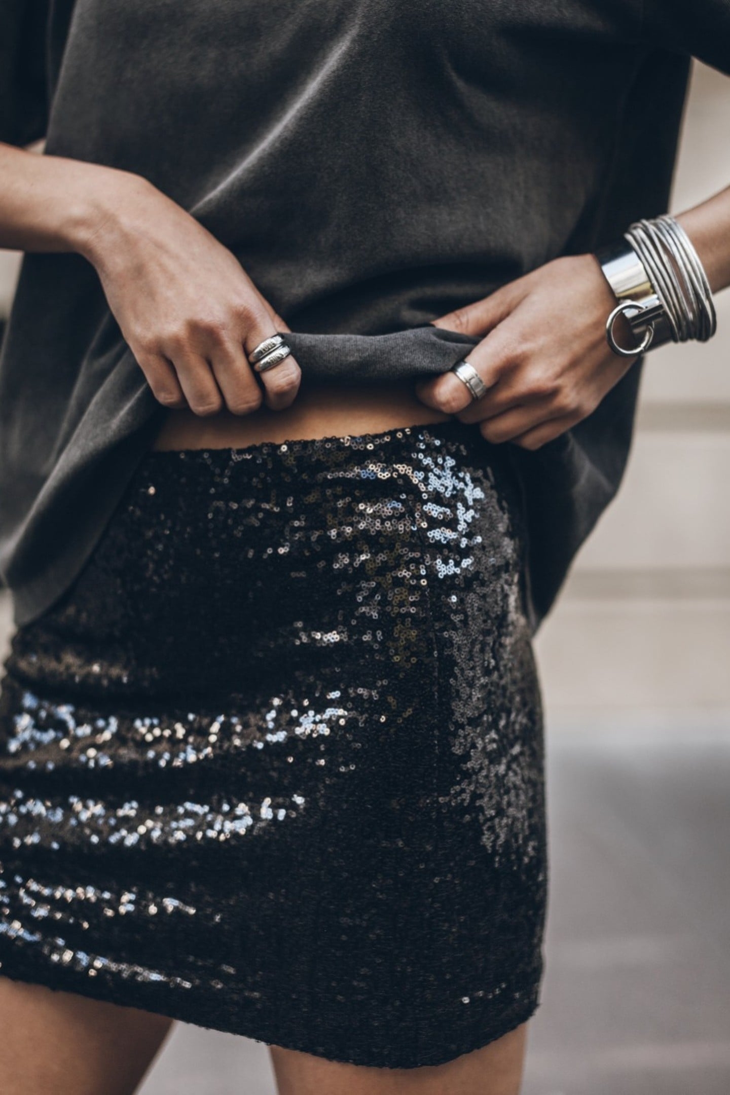 THE BLACK MINI SEQUIN SKIRT BLACK 2