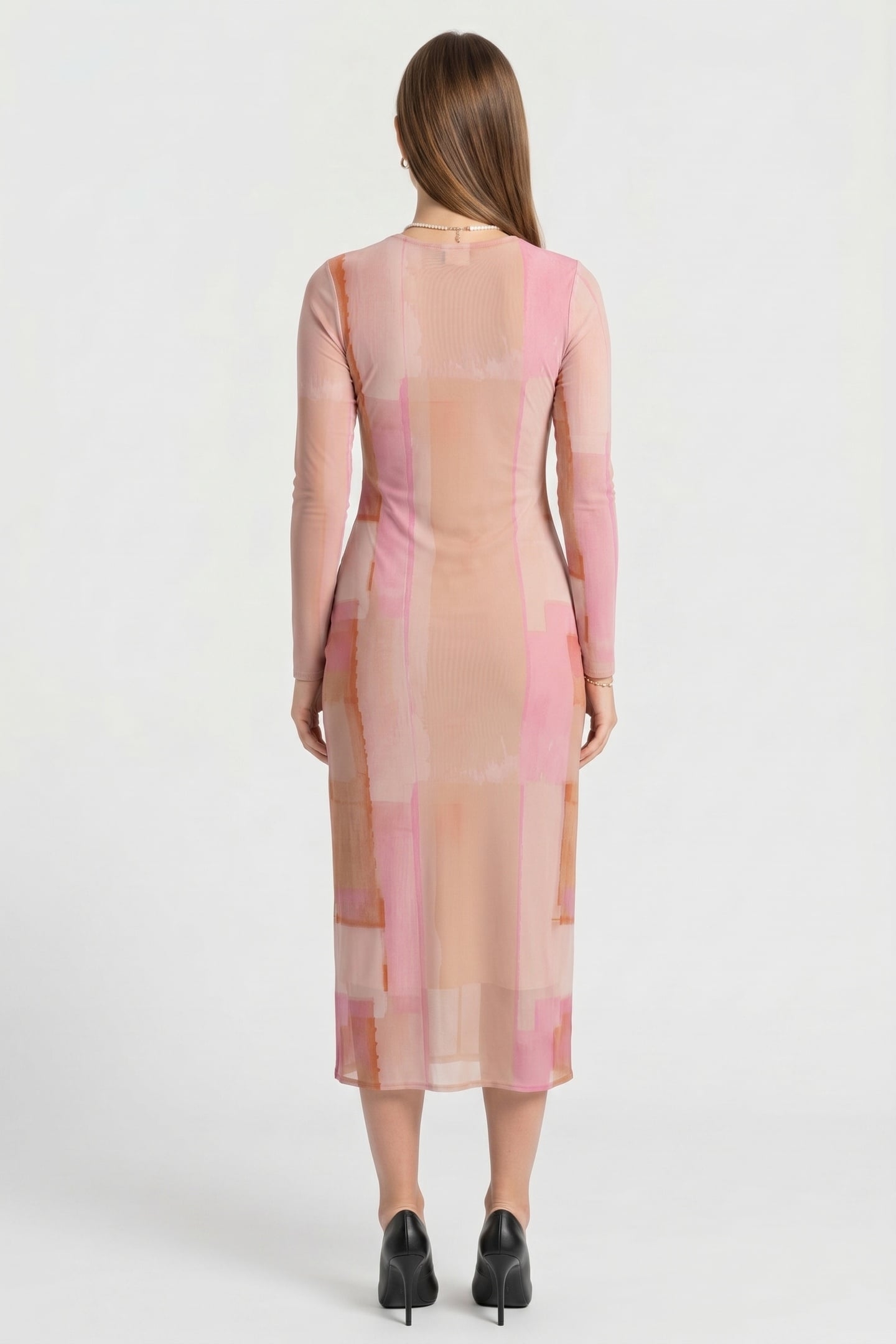 BETH BUSTIER BEIGE 2