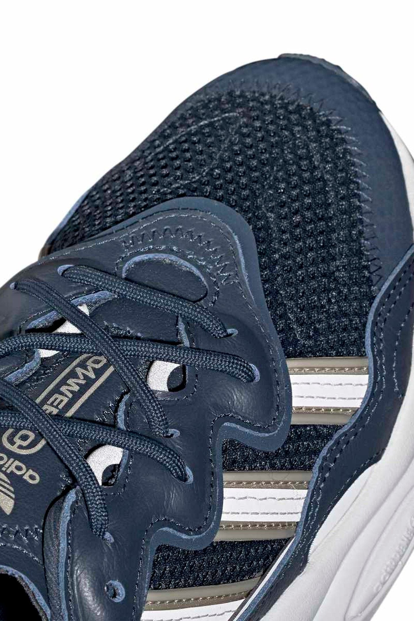 ORIGINALS OZWEEGO SHOES KIDS 6