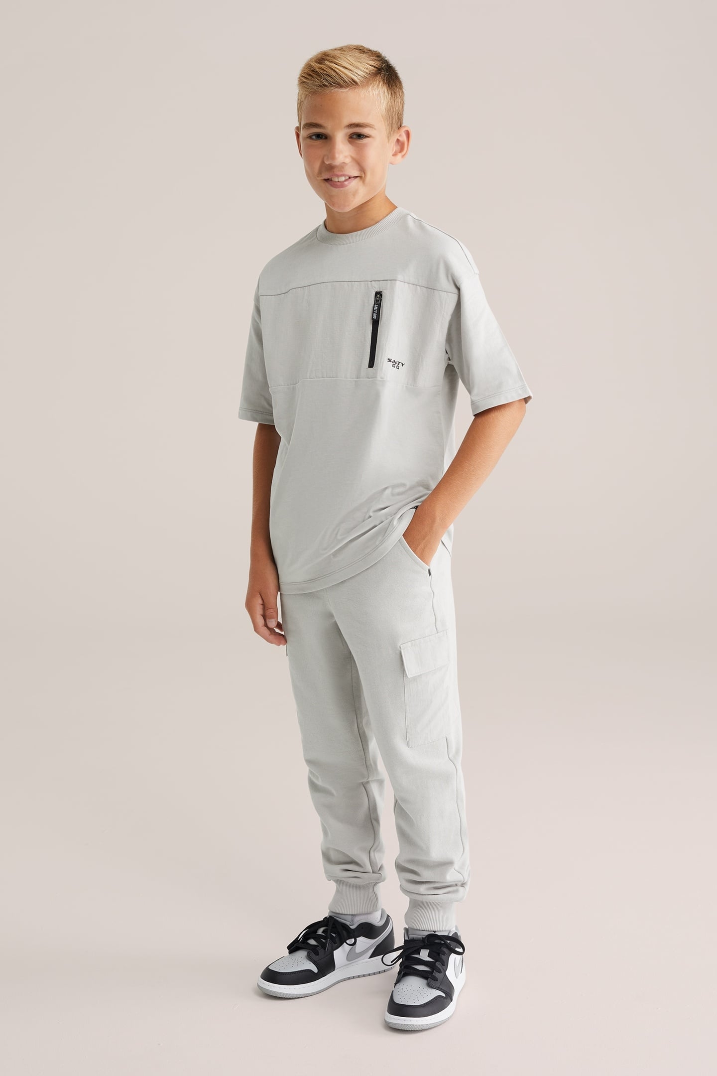 JOGGING PANTS LIGHT GREY 1