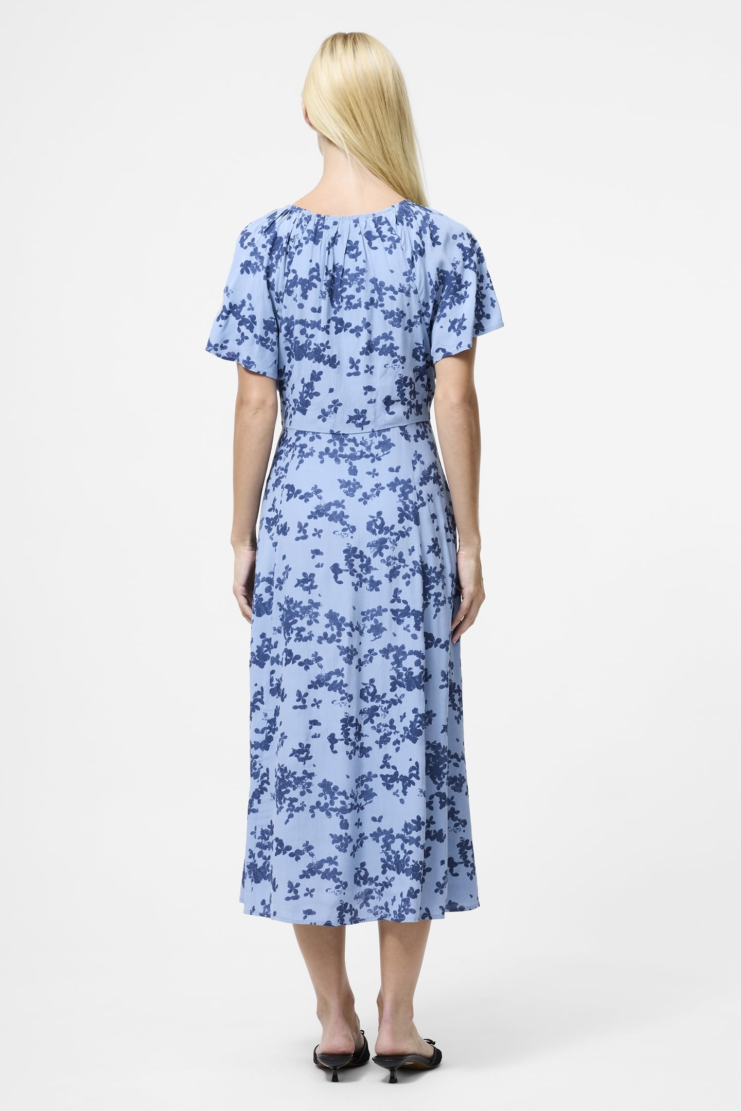 ISLA LIZZIE CREPE S/S V NK DRE BLUE MULTI 2